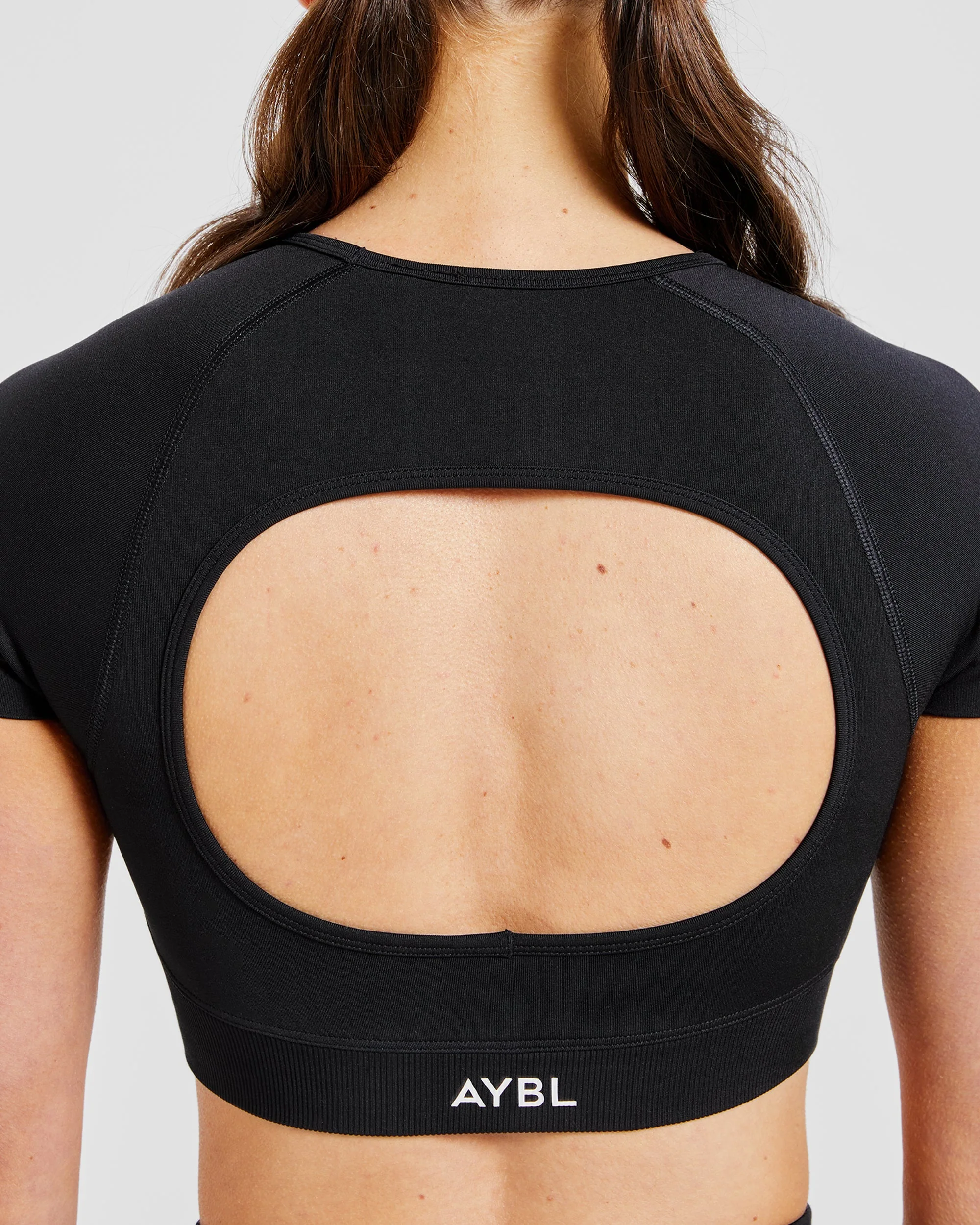 Adapt Seamless Crop Top - Black - Image 6