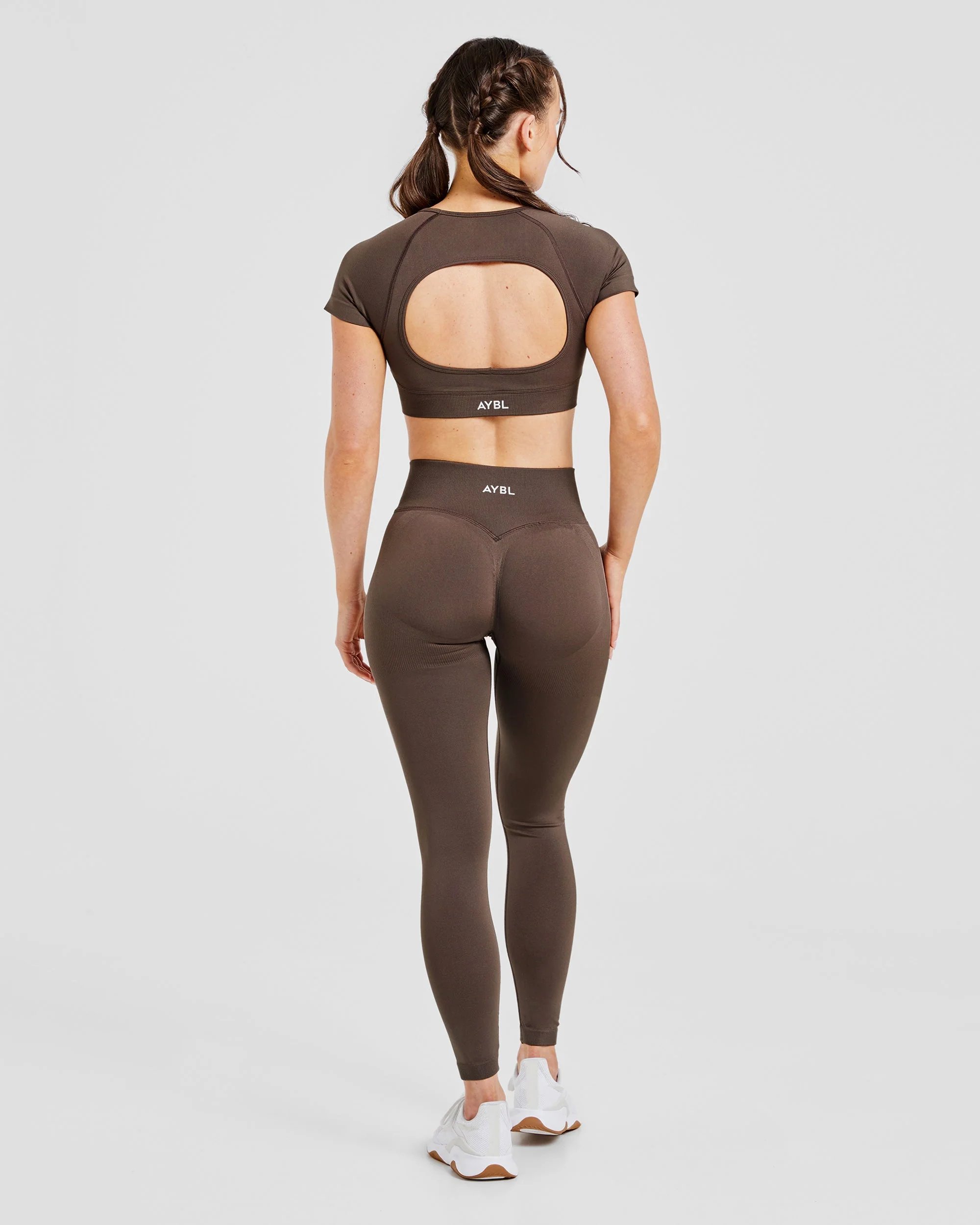 Adapt Seamless Crop Top - Brown - Image 4