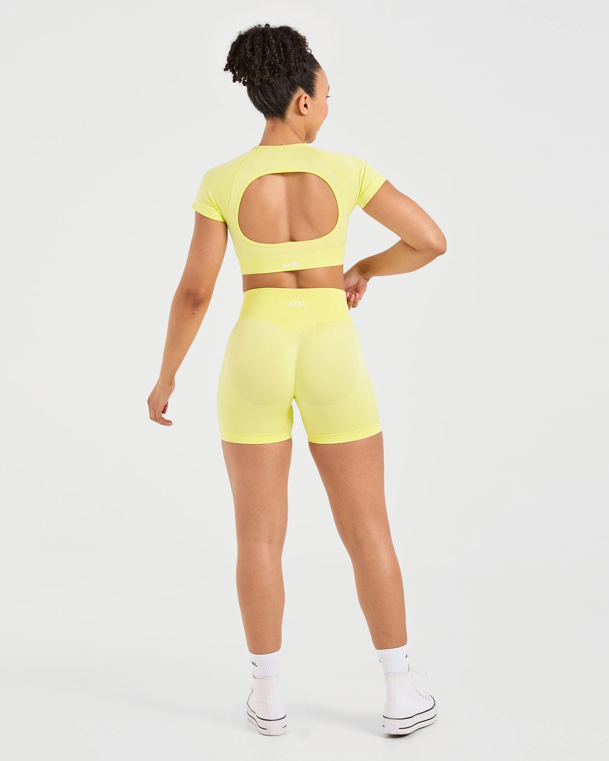 Adapt Seamless Crop Top - Spring Yellow - Image 4