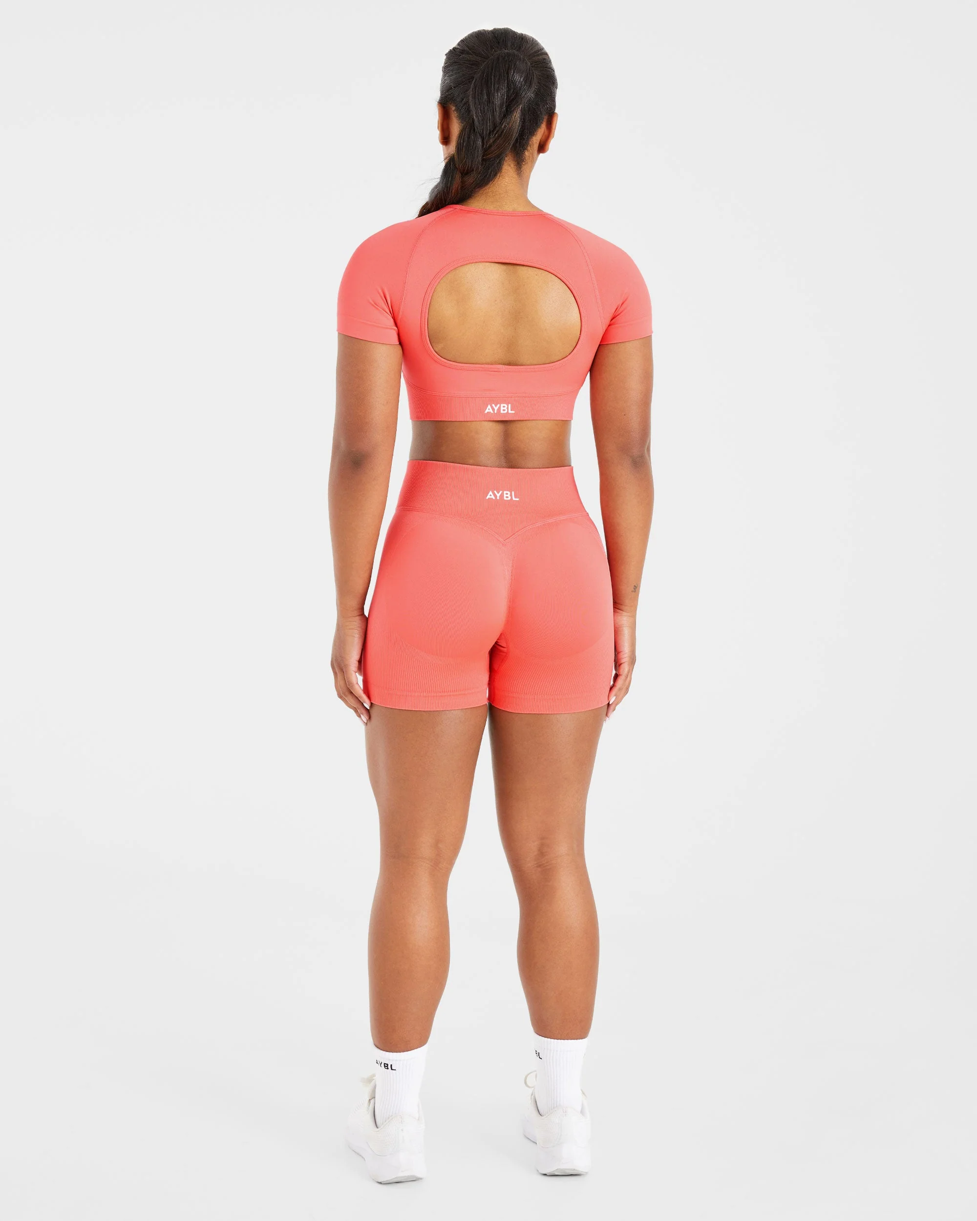 Adapt Seamless Crop Top - Summer Peach - Image 4