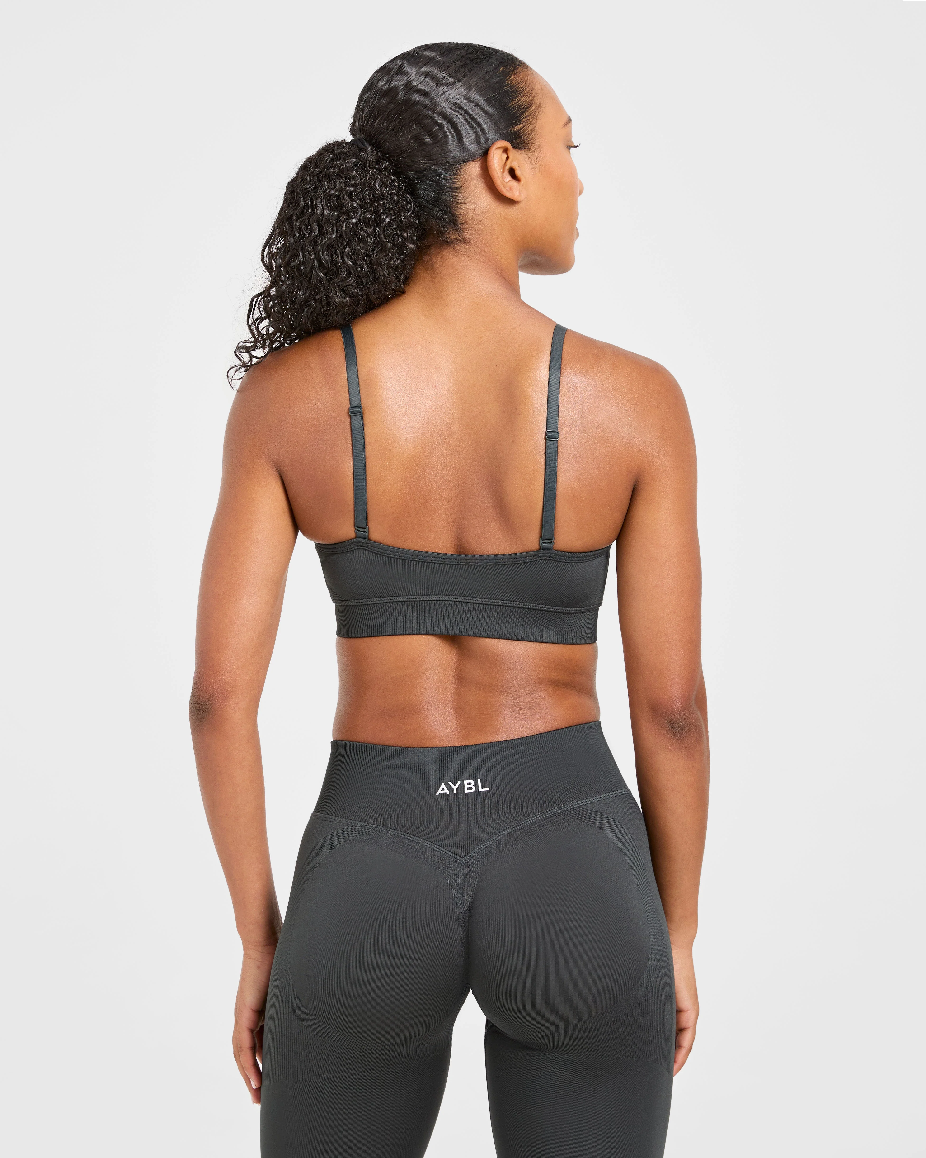 Adapt Seamless Sports Bra - Dark Charcoal - Image 2