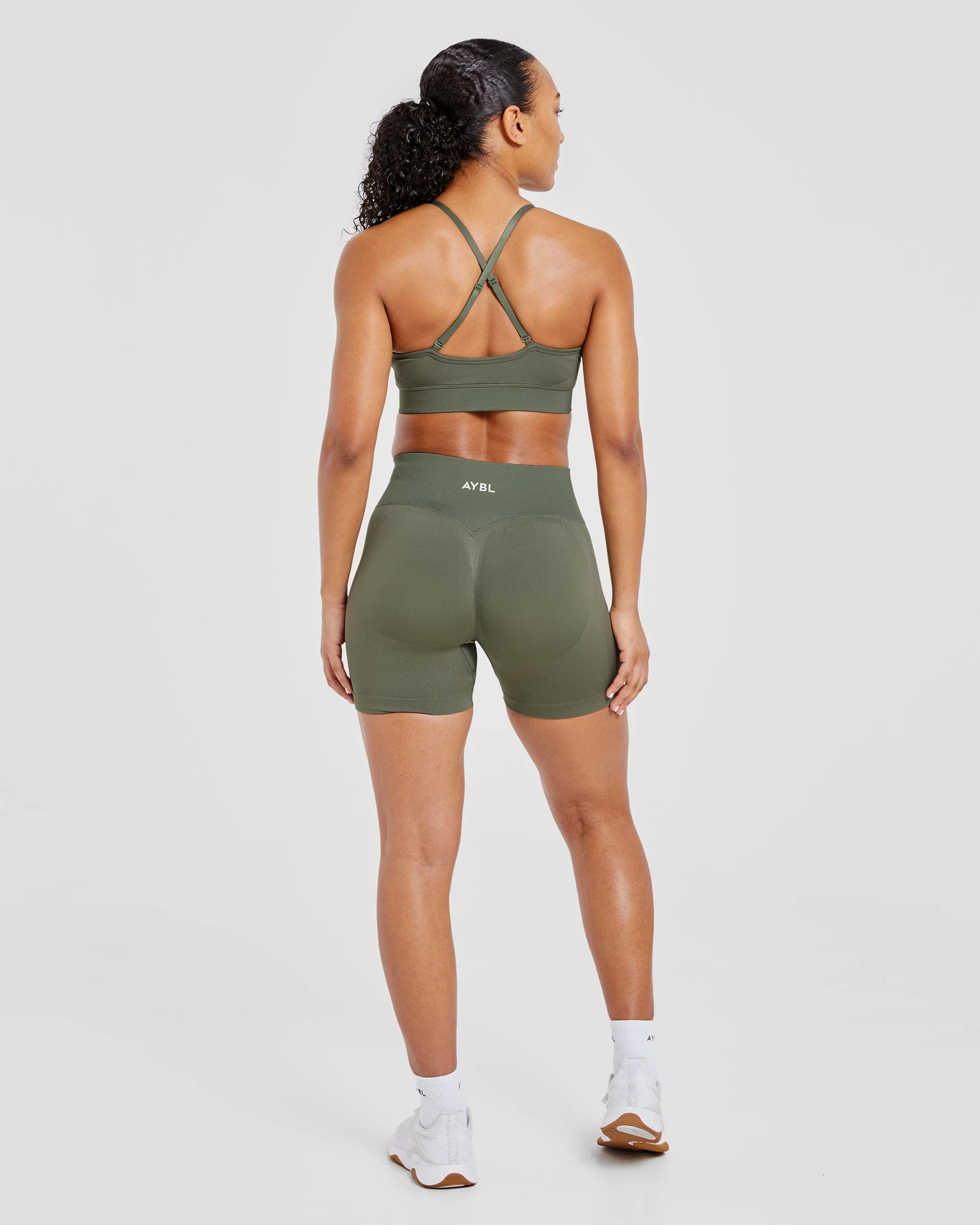Adapt Seamless Sports Bra - Green - Image 4