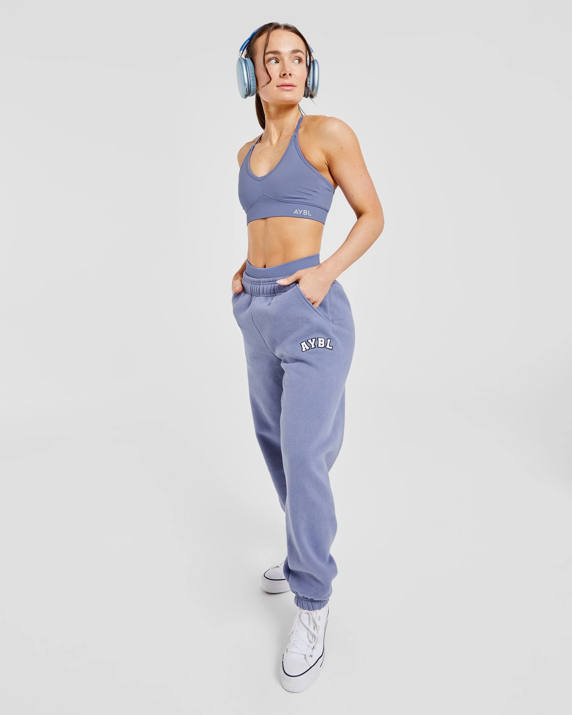 Adapt Seamless Sports Bra - Iris Blue - Image 8
