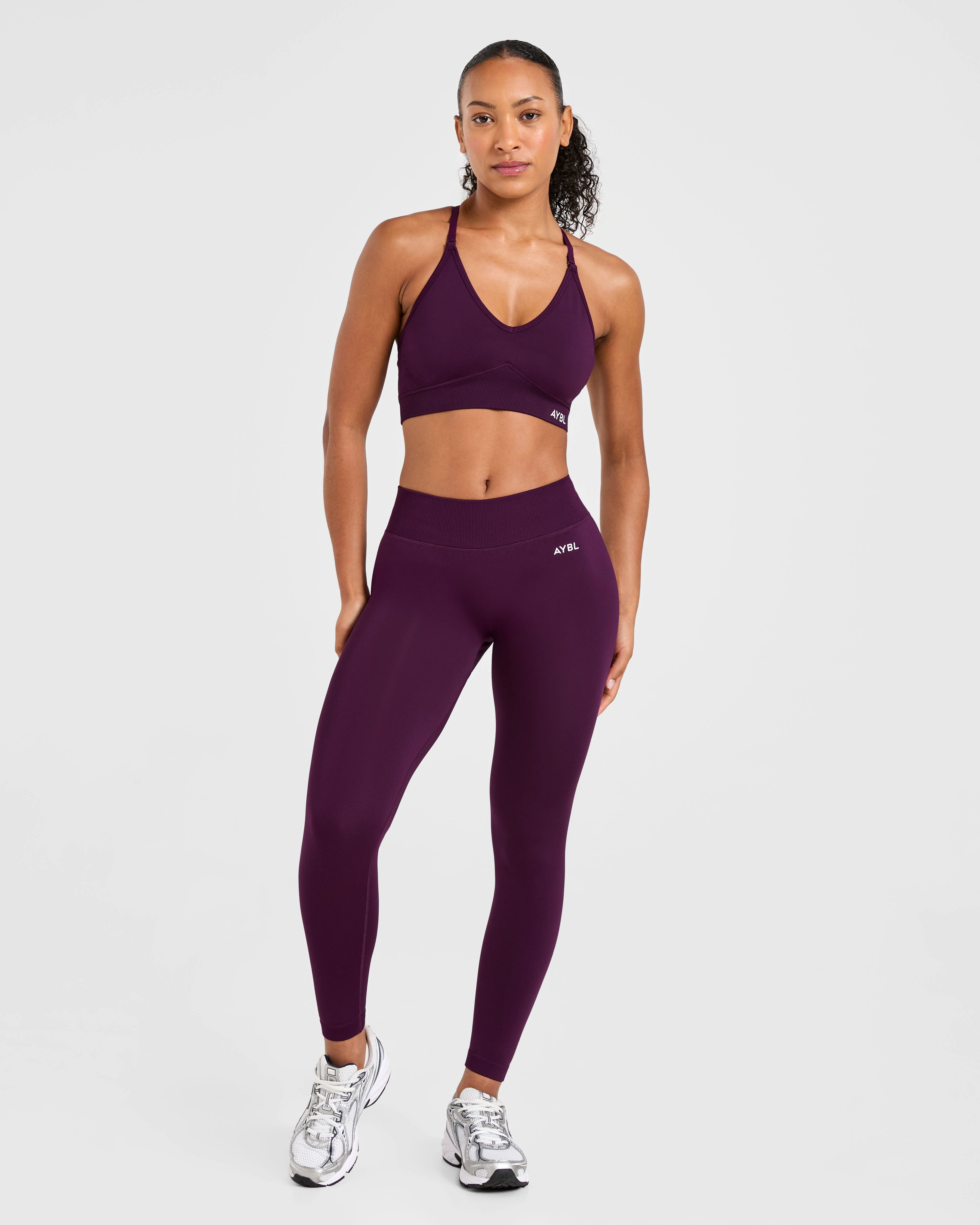 Adapt Seamless Sports Bra - Midnight Plum - Image 3