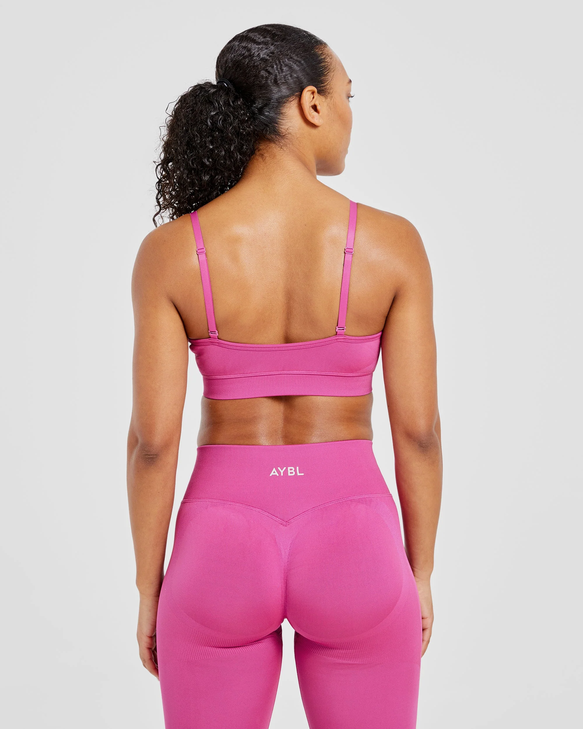 Adapt Seamless Sports Bra - Pink - Image 2