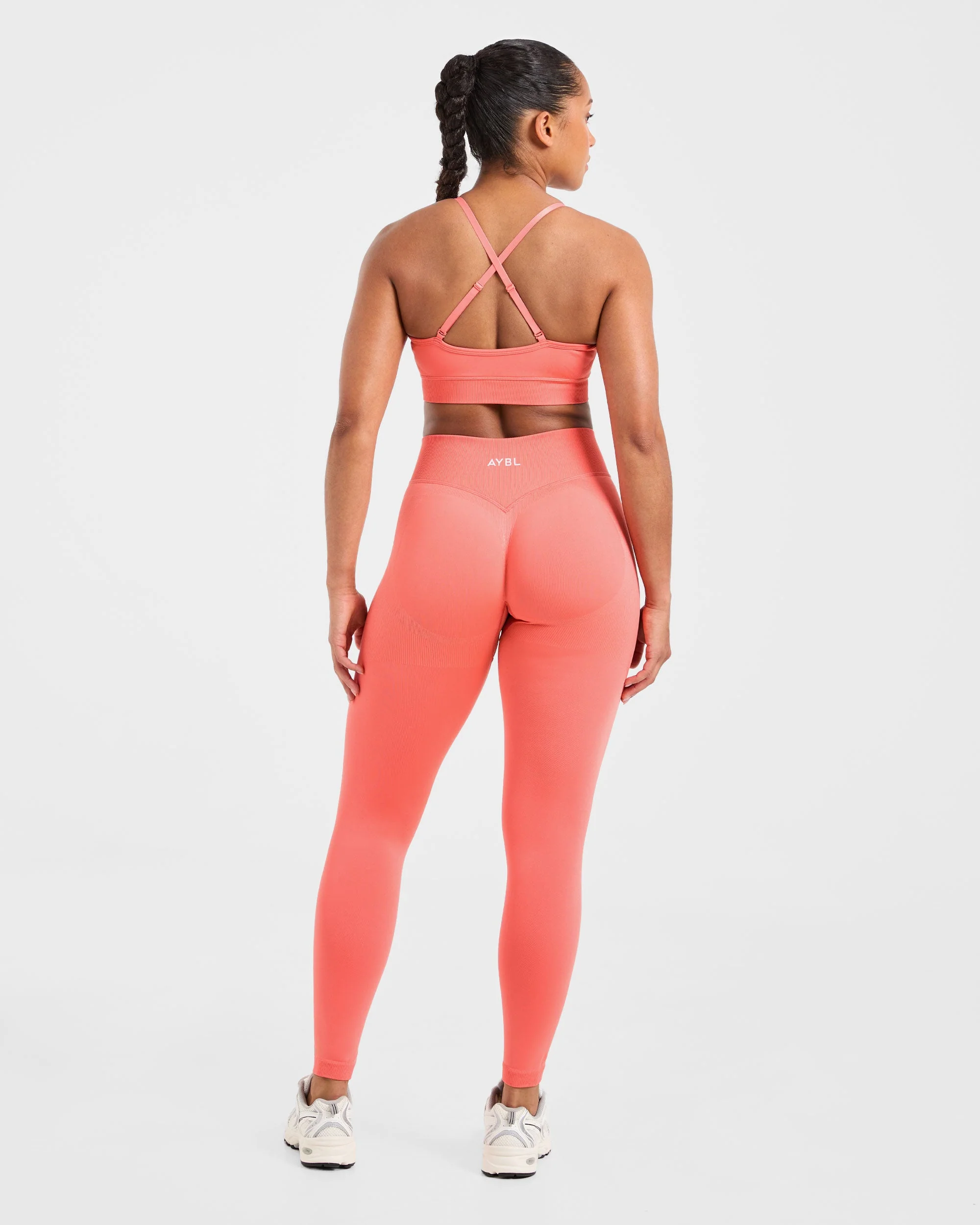 Adapt Seamless Sports Bra - Summer Peach - Image 4