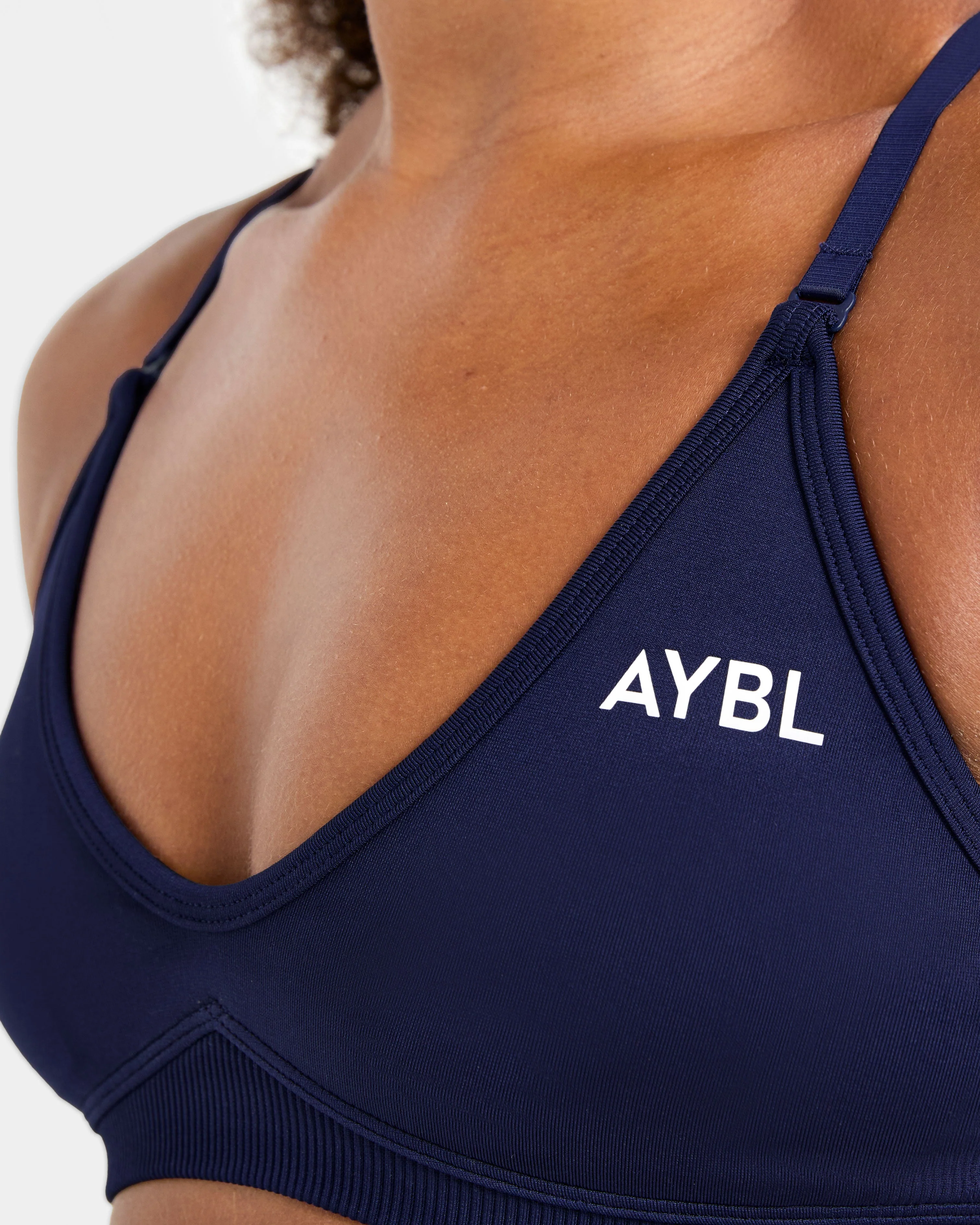 Adapt Seamless Strappy Sports Bra - Deep Navy - Image 5