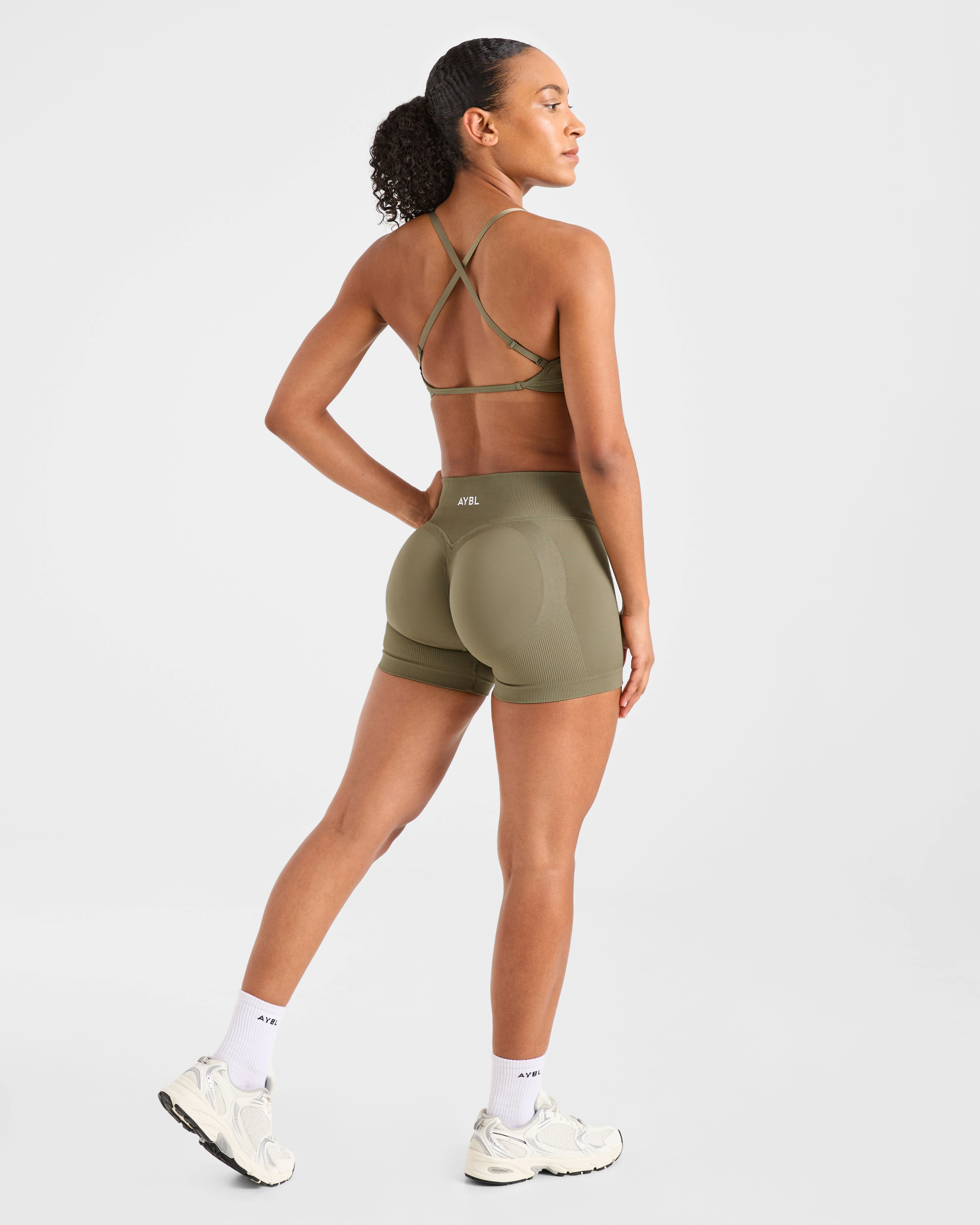 Adapt Seamless Strappy Sports Bra - Muted Olive - Image 4