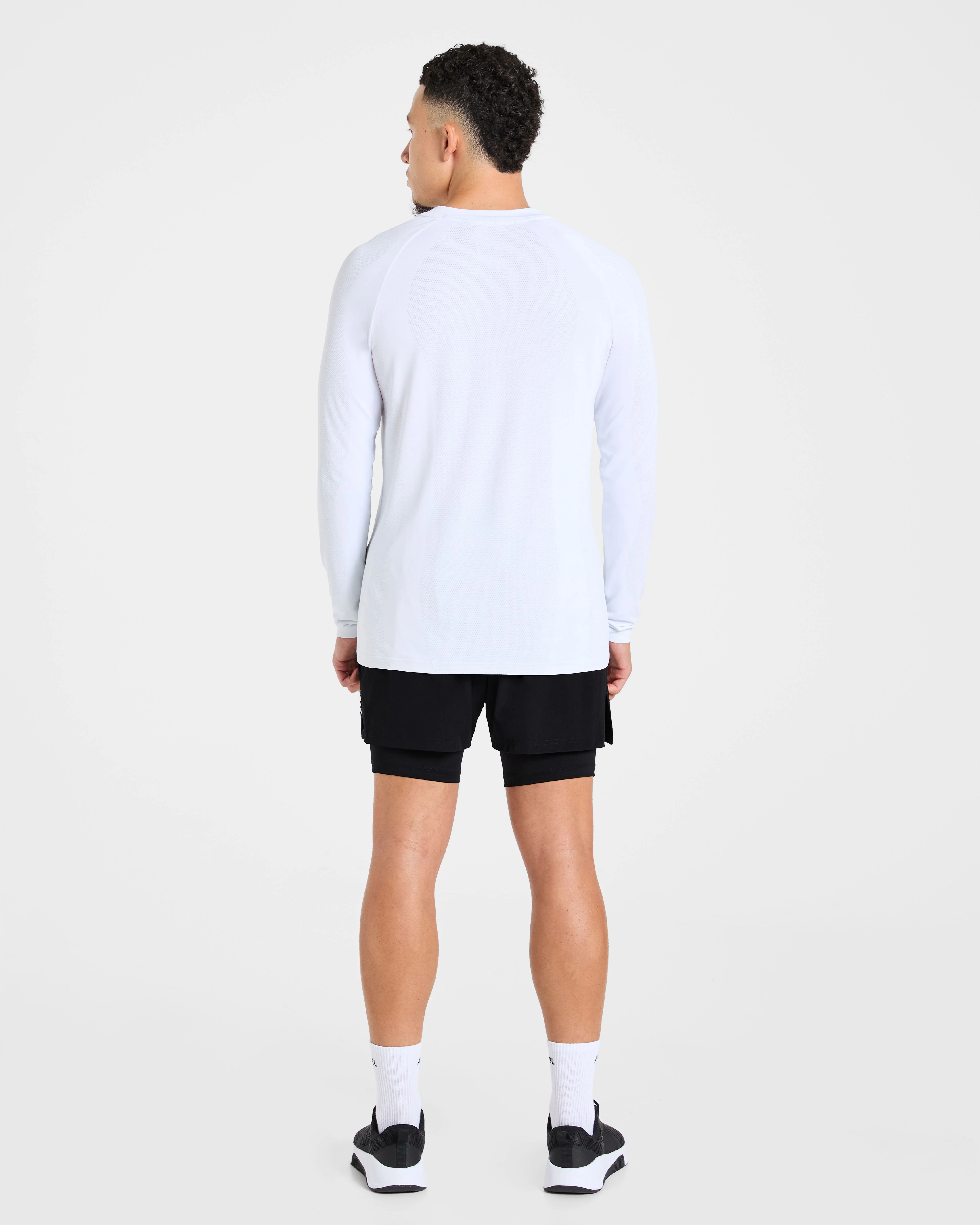 Attain Seamless Long Sleeve T Shirt - Storm White - Image 4