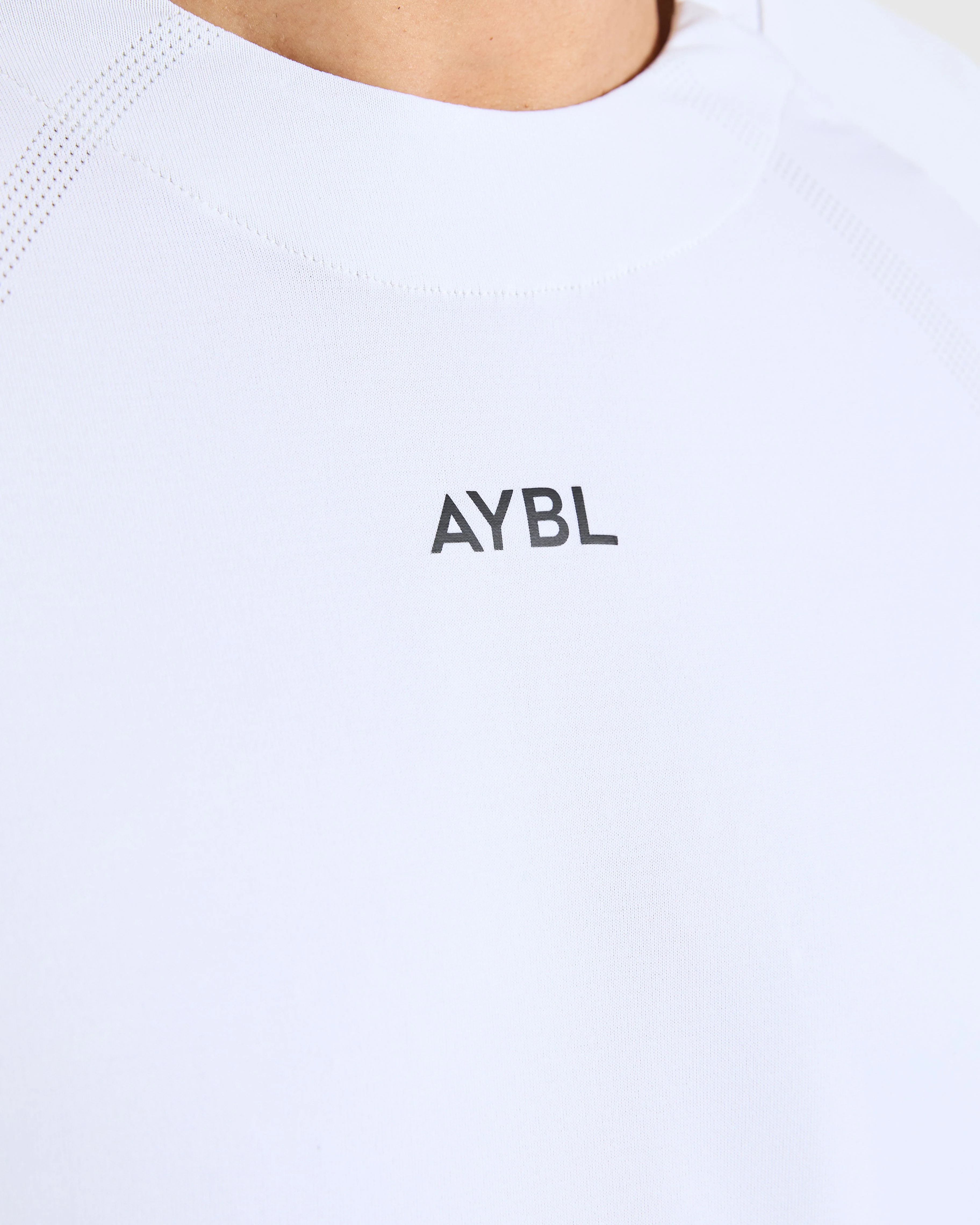 Attain Seamless Long Sleeve T Shirt - Storm White - Image 5
