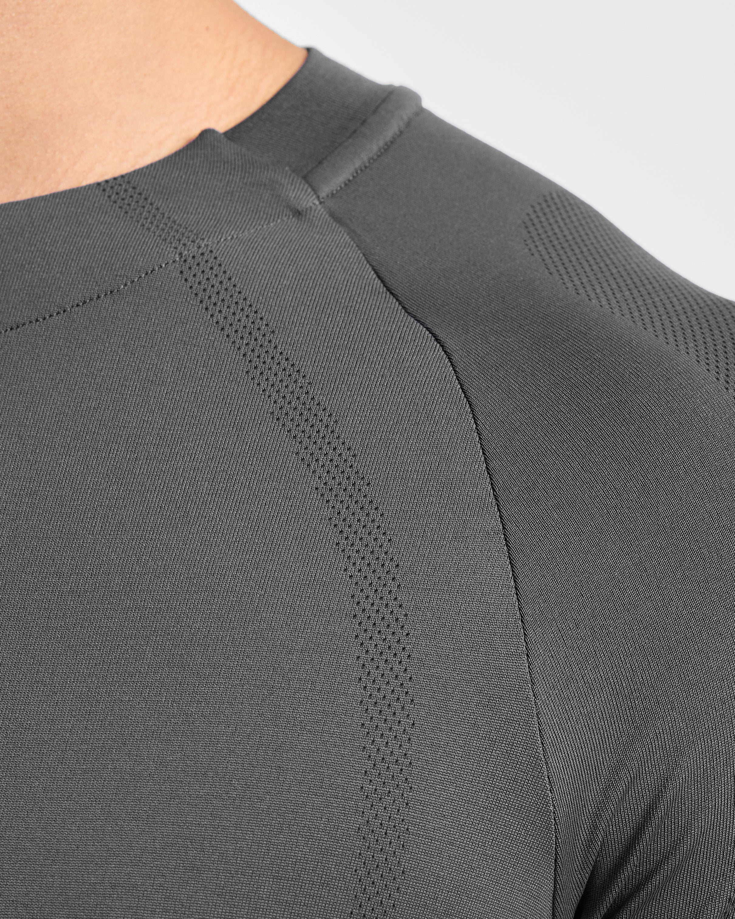 Attain Seamless T Shirt - Storm Grey - Image 6