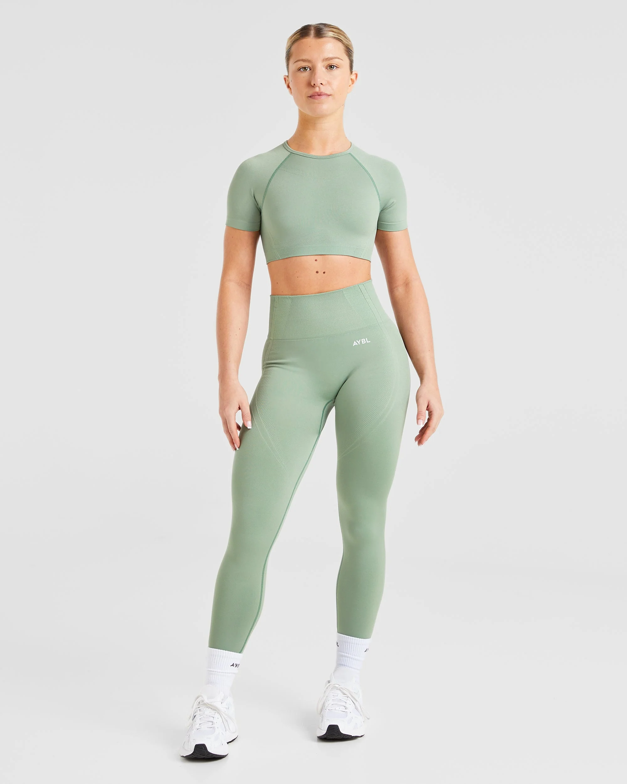 Balance V3 Seamless Crop Top - Grove Green - Image 3