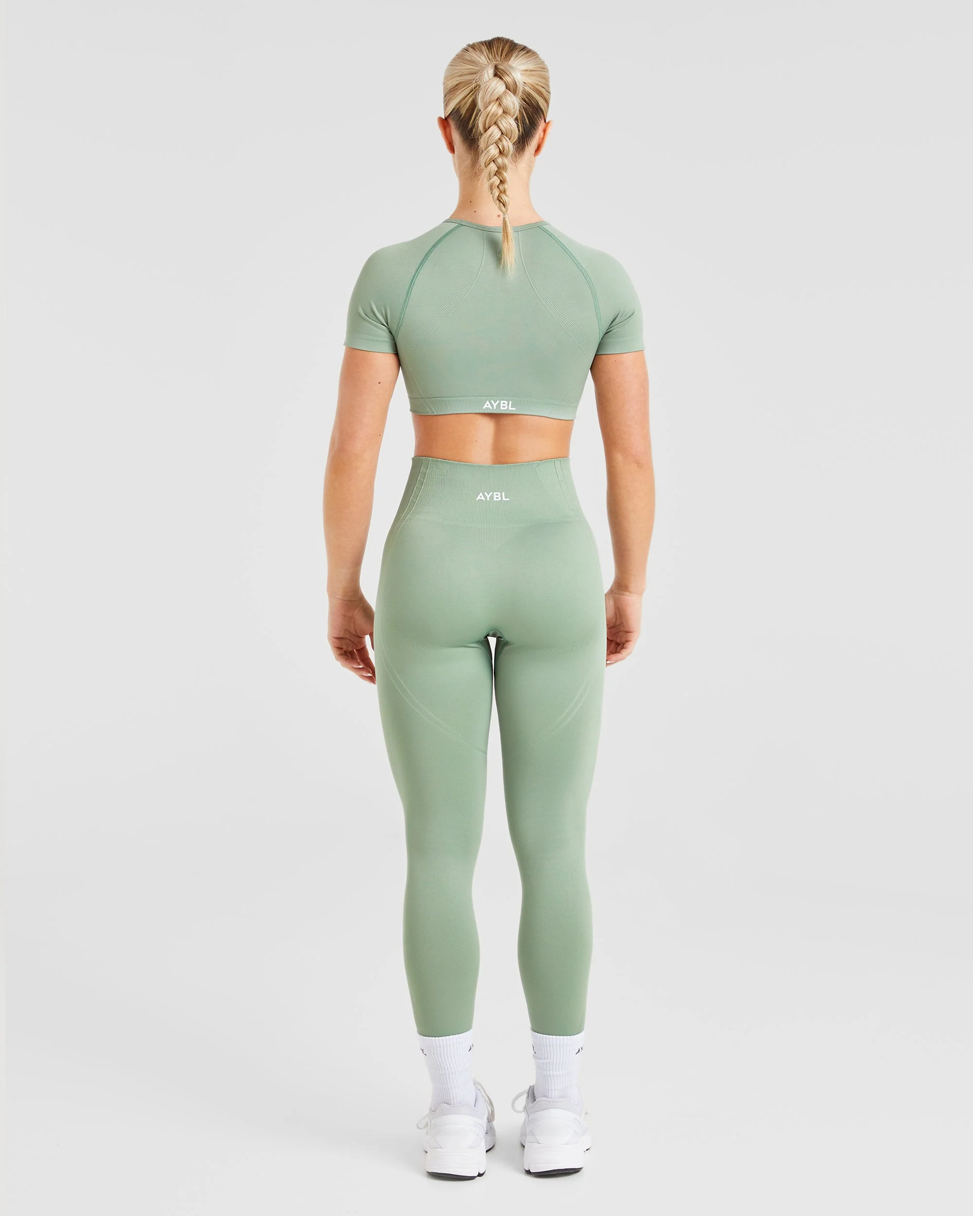 Balance V3 Seamless Crop Top - Grove Green - Image 4