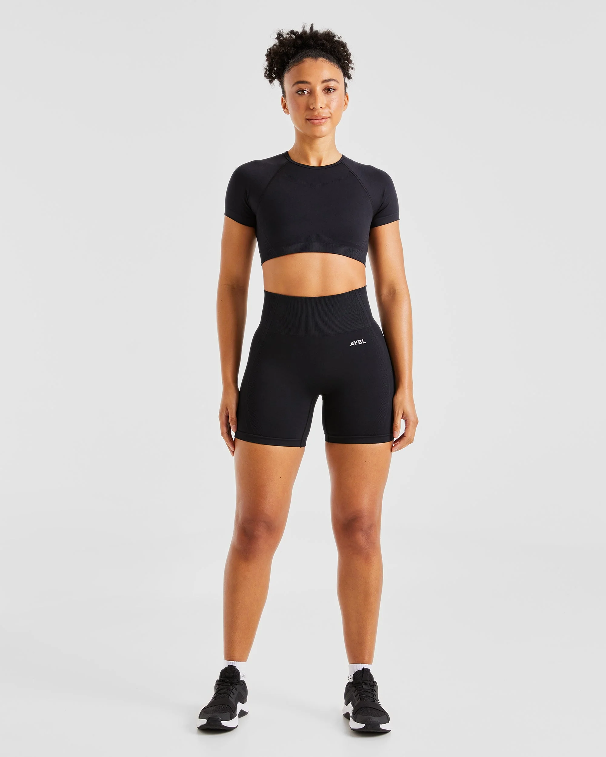 Balance V3 Seamless Cycling Shorts - Black - Image 3