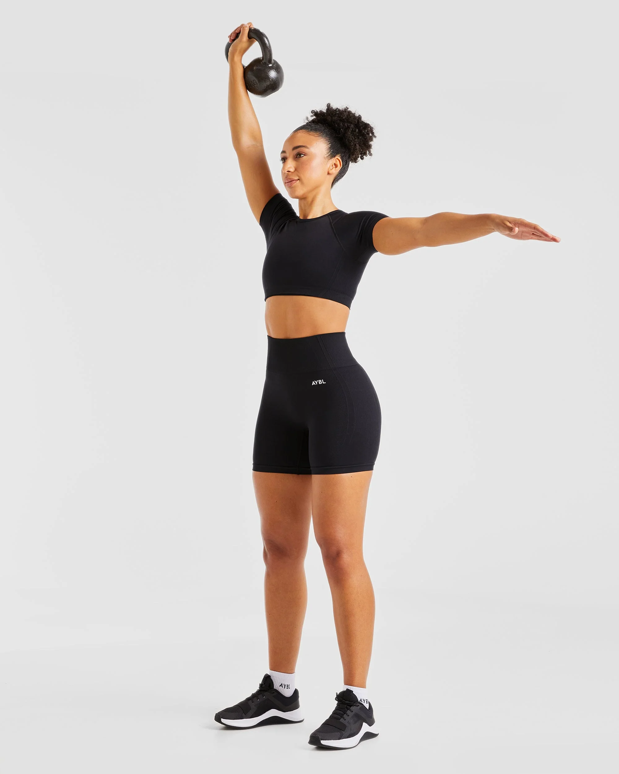 Balance V3 Seamless Cycling Shorts - Black - Image 7