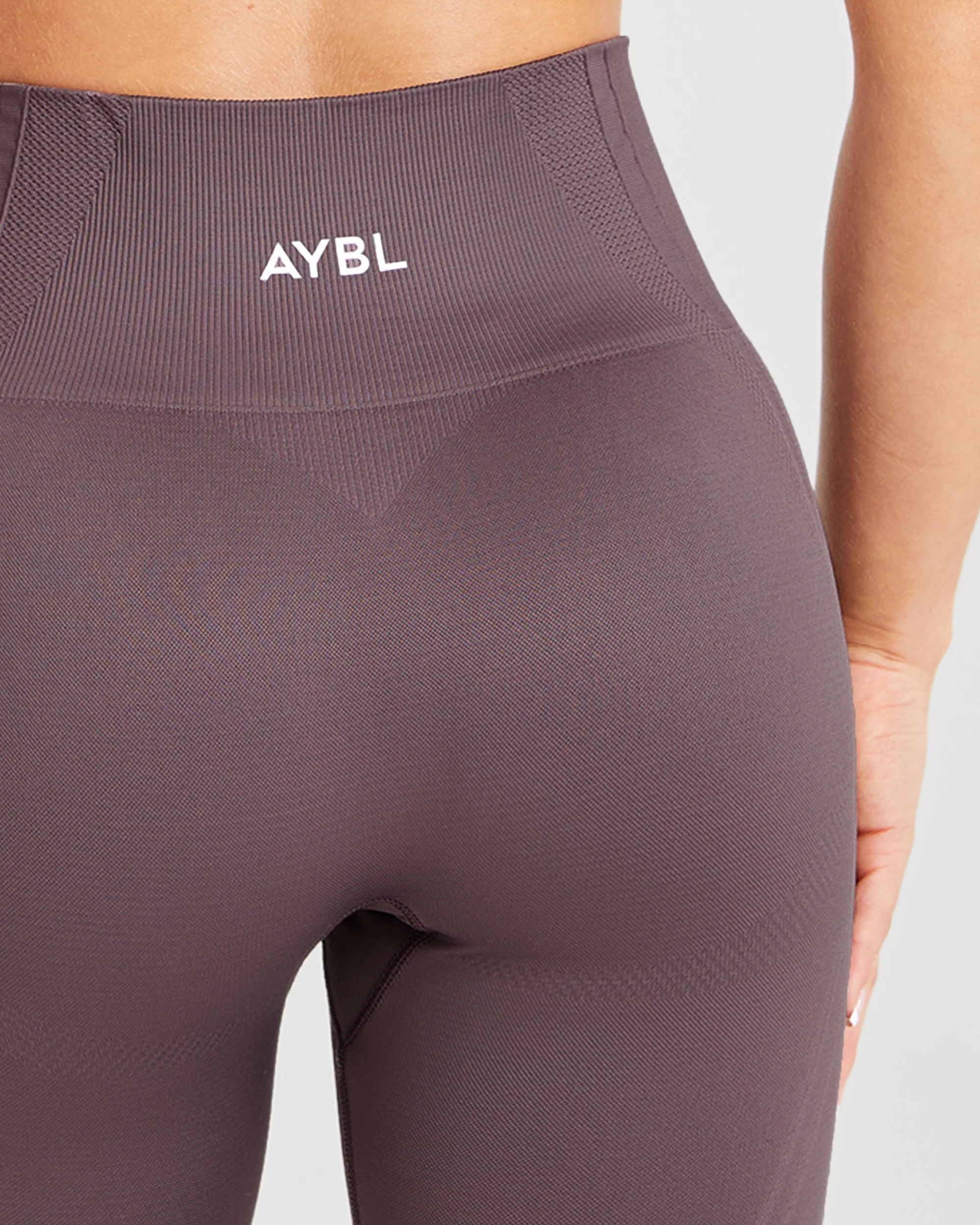 Balance V3 Seamless Leggings - Coffee Bean - Image 6