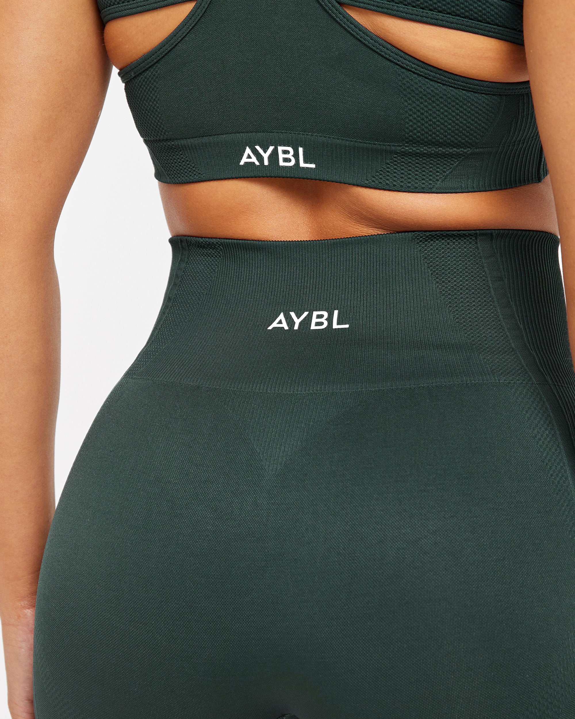Balance V3 Seamless Shorts - Dark Green - Image 6