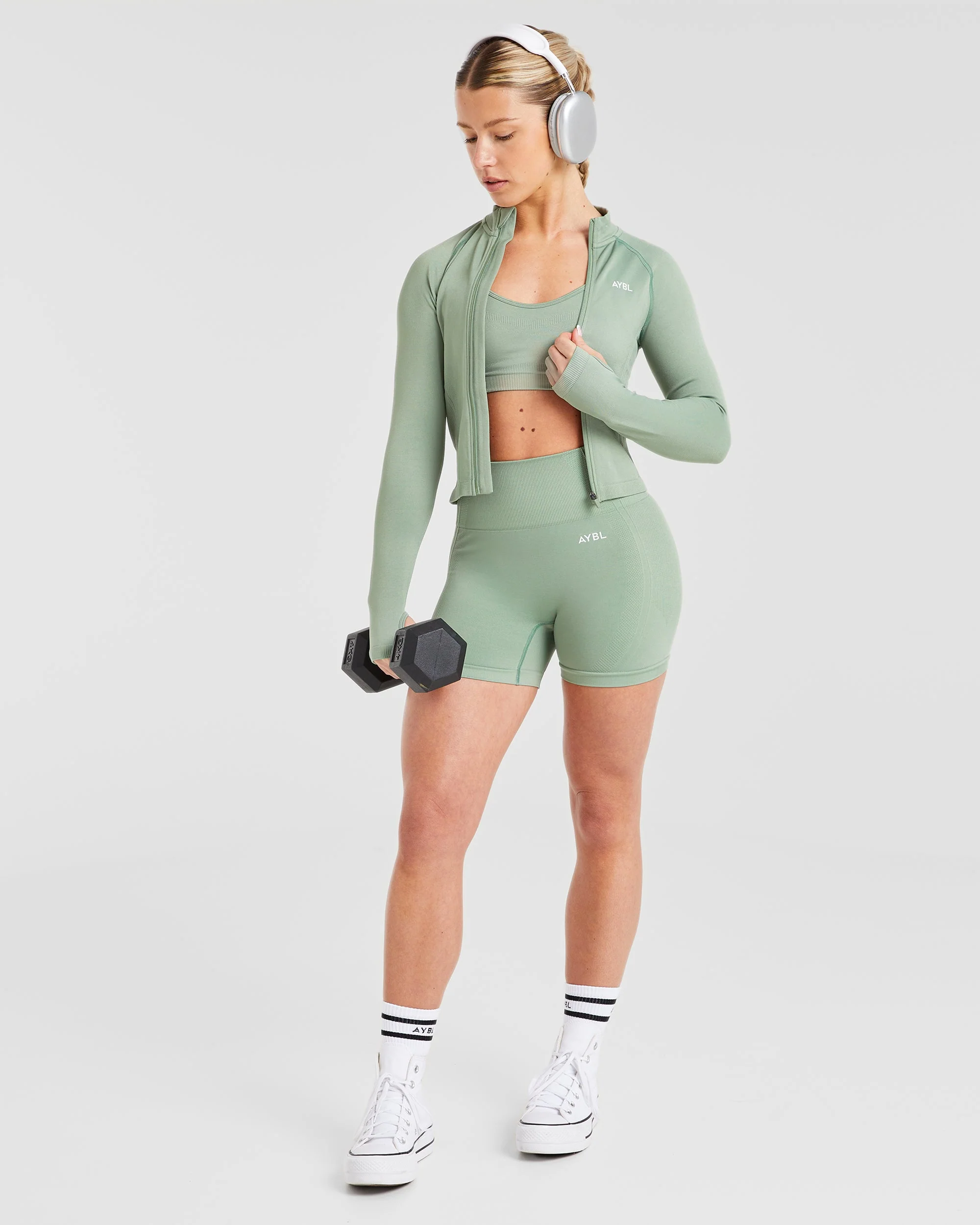 Balance V3 Seamless Shorts - Grove Green - Image 8