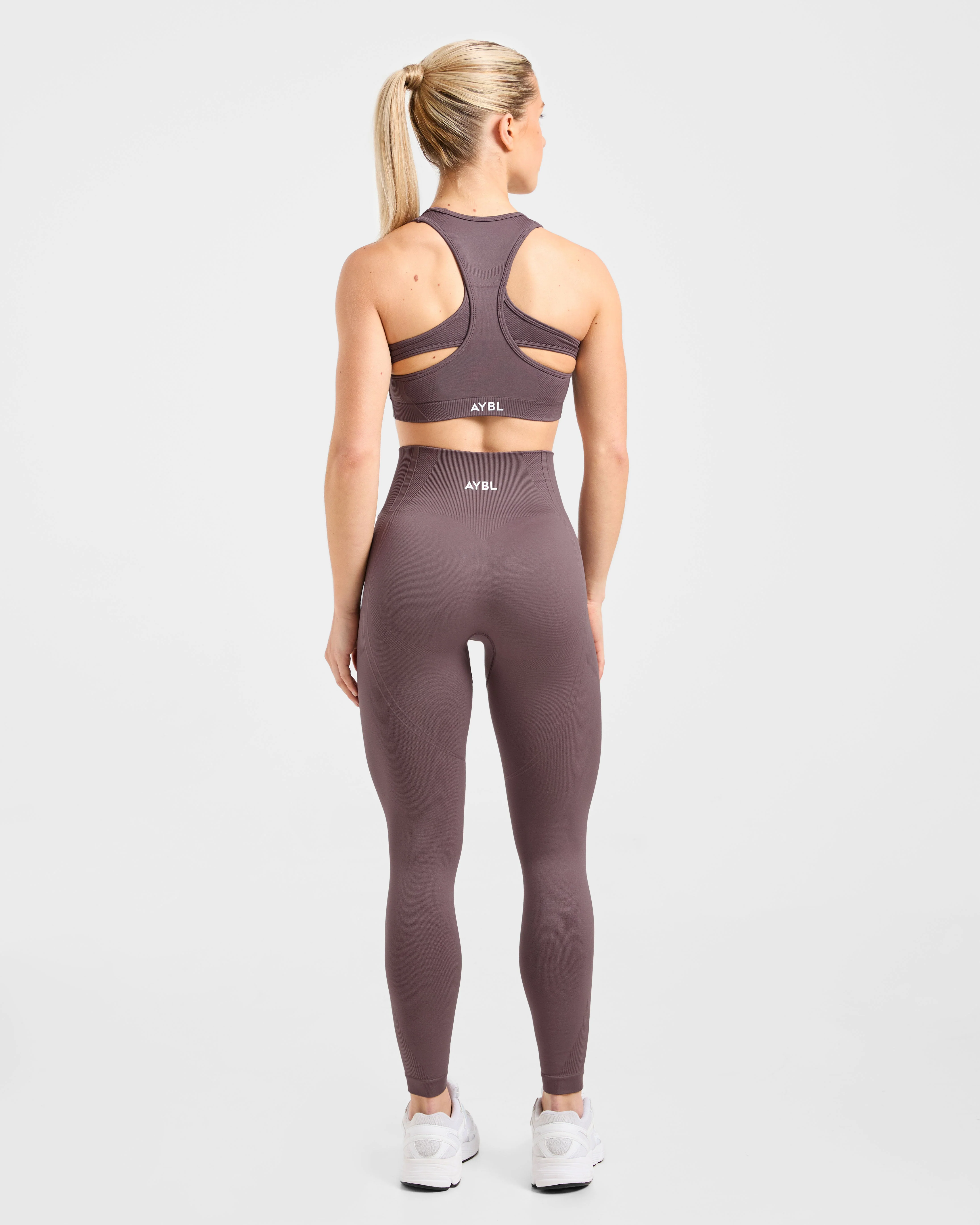 Balance V3 Seamless Sports Bra - Coffee Bean - Image 4
