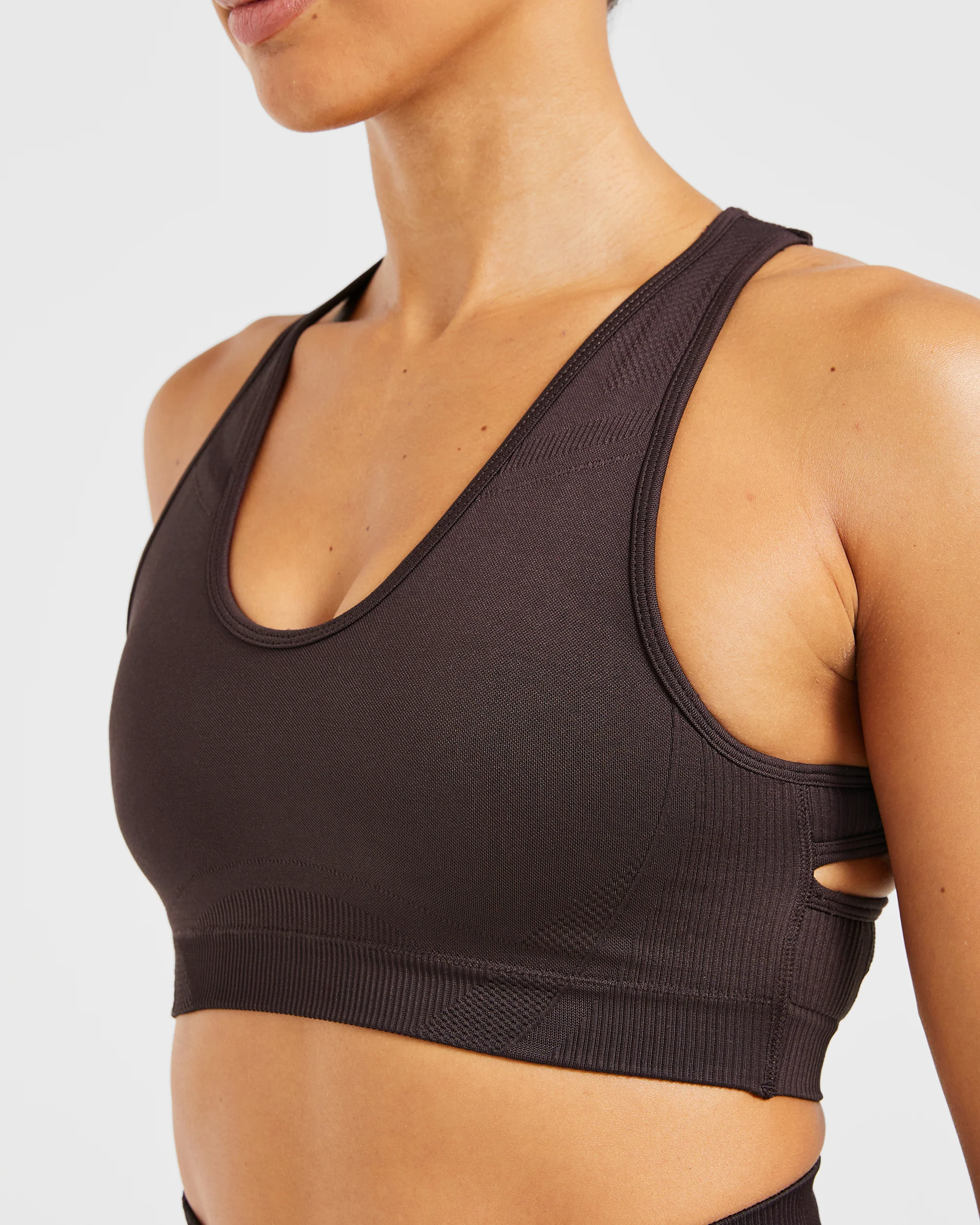 Balance V3 Seamless Sports Bra - Dark Brown - Image 5