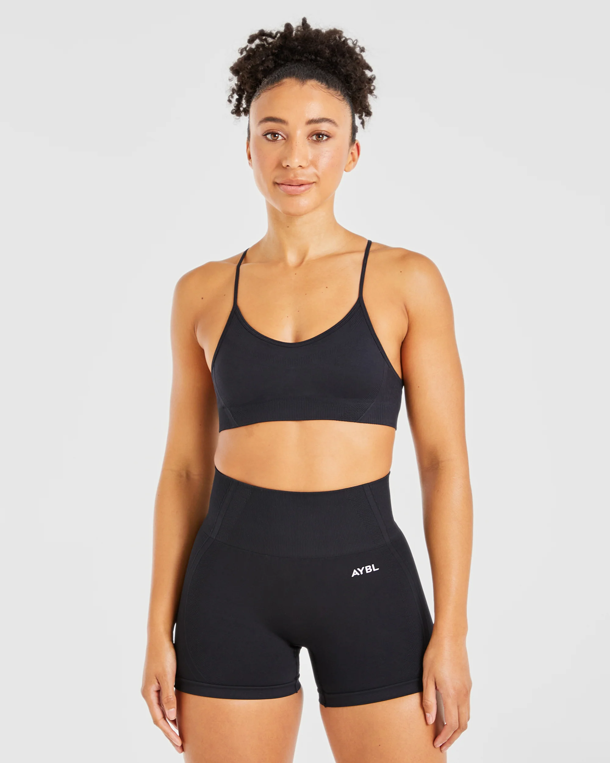Balance V3 Seamless Strappy Sports Bra - Black - Image 17