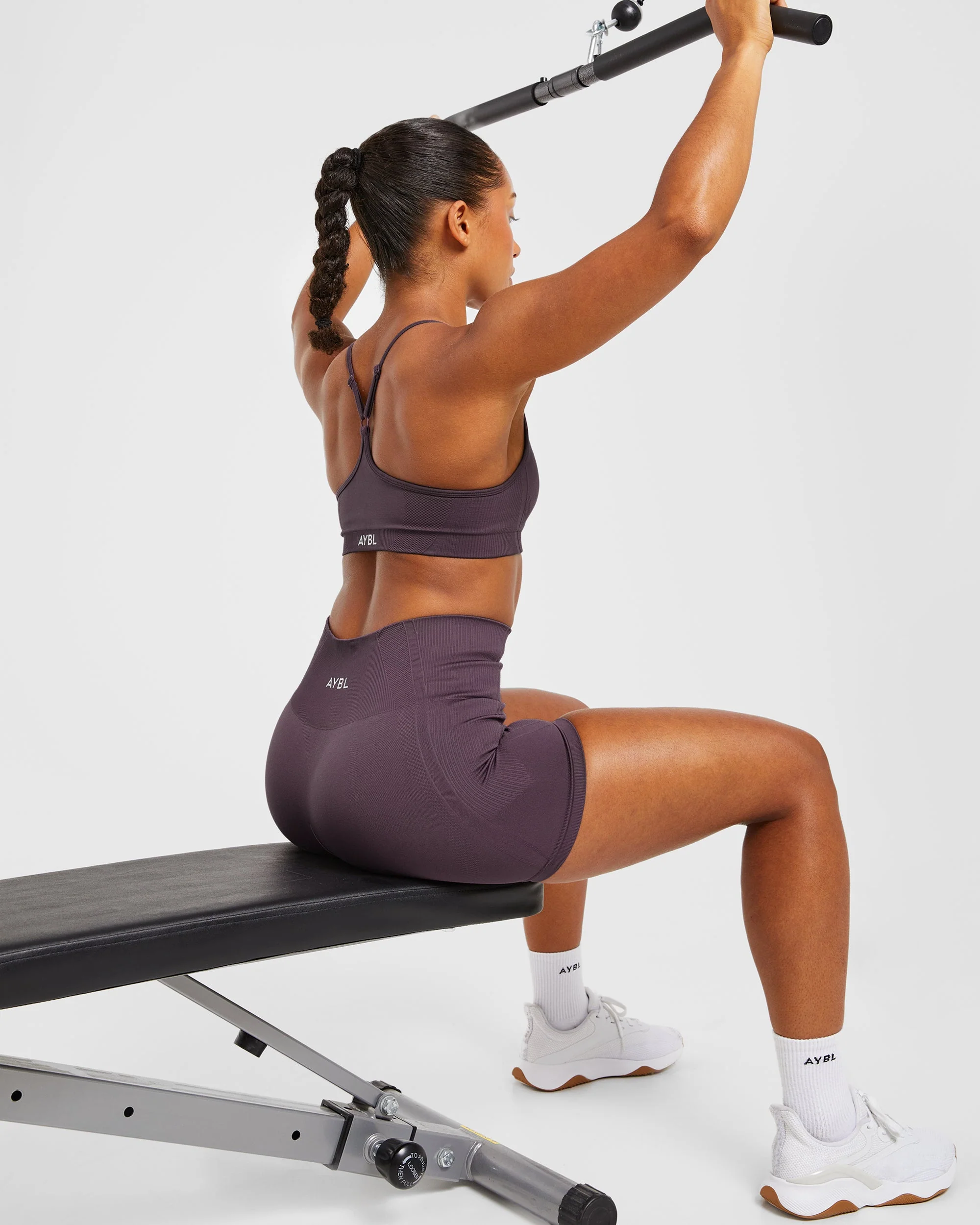 Balance V3 Seamless Strappy Sports Bra - Purple - Image 7