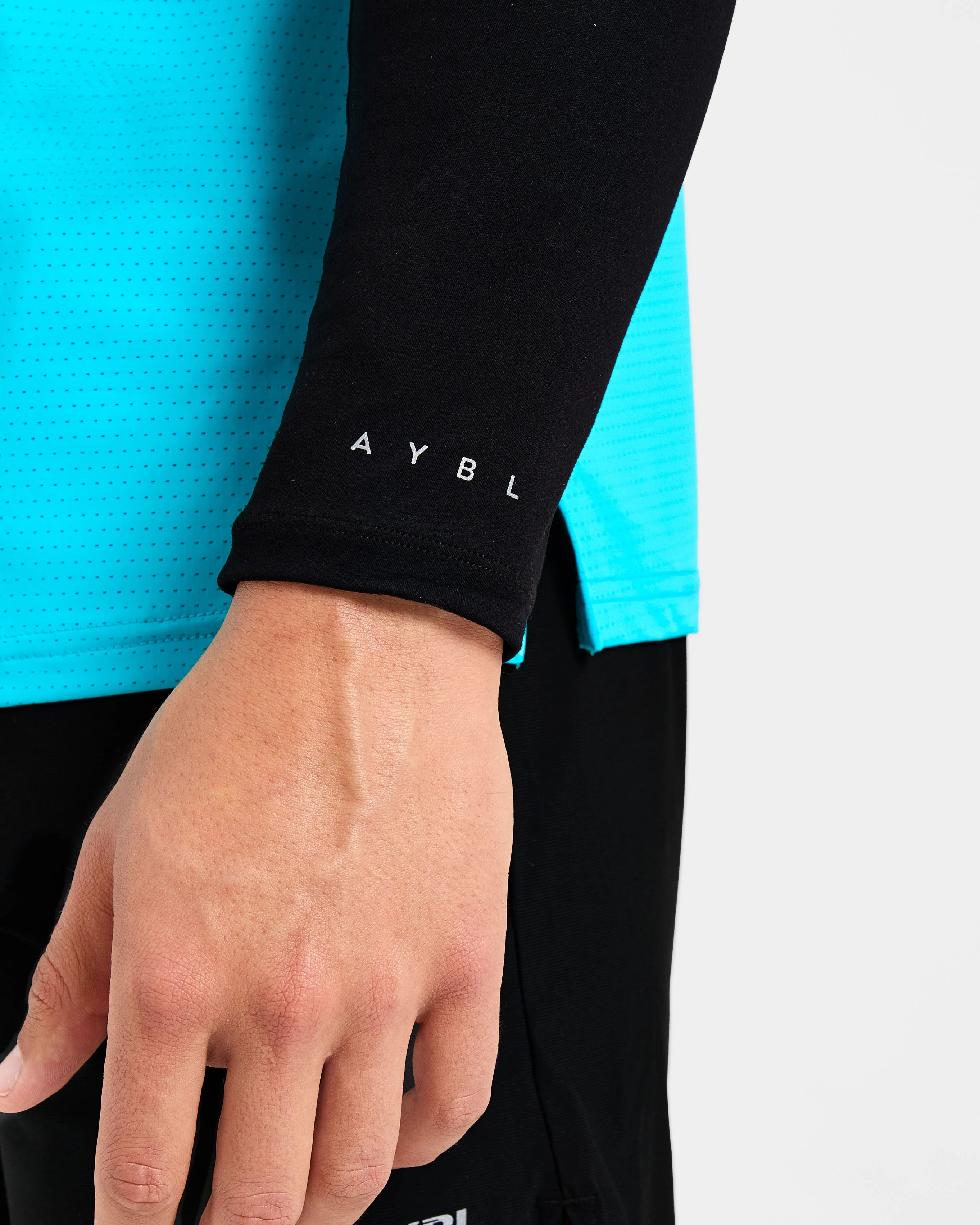Base Layer Arm Sleeves - Black - Image 6