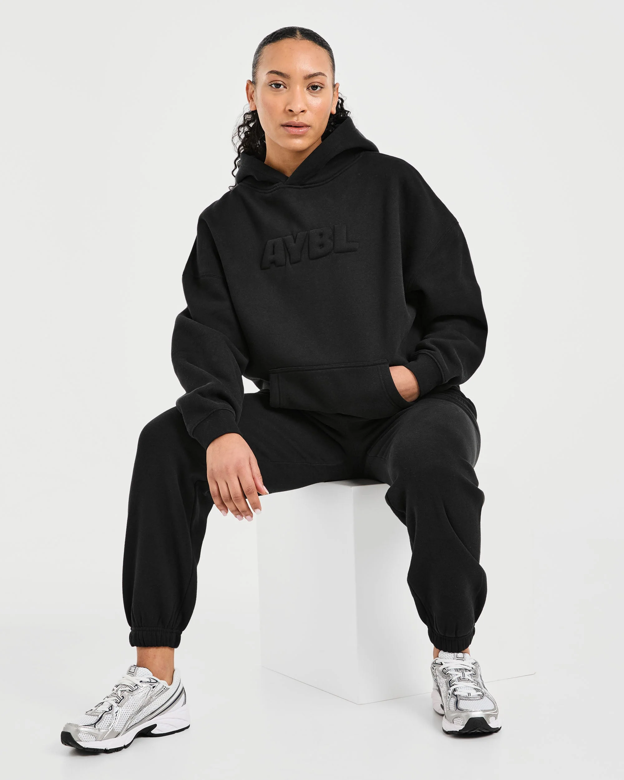 Classic Plush Oversized Hoodie - Black - Image 8