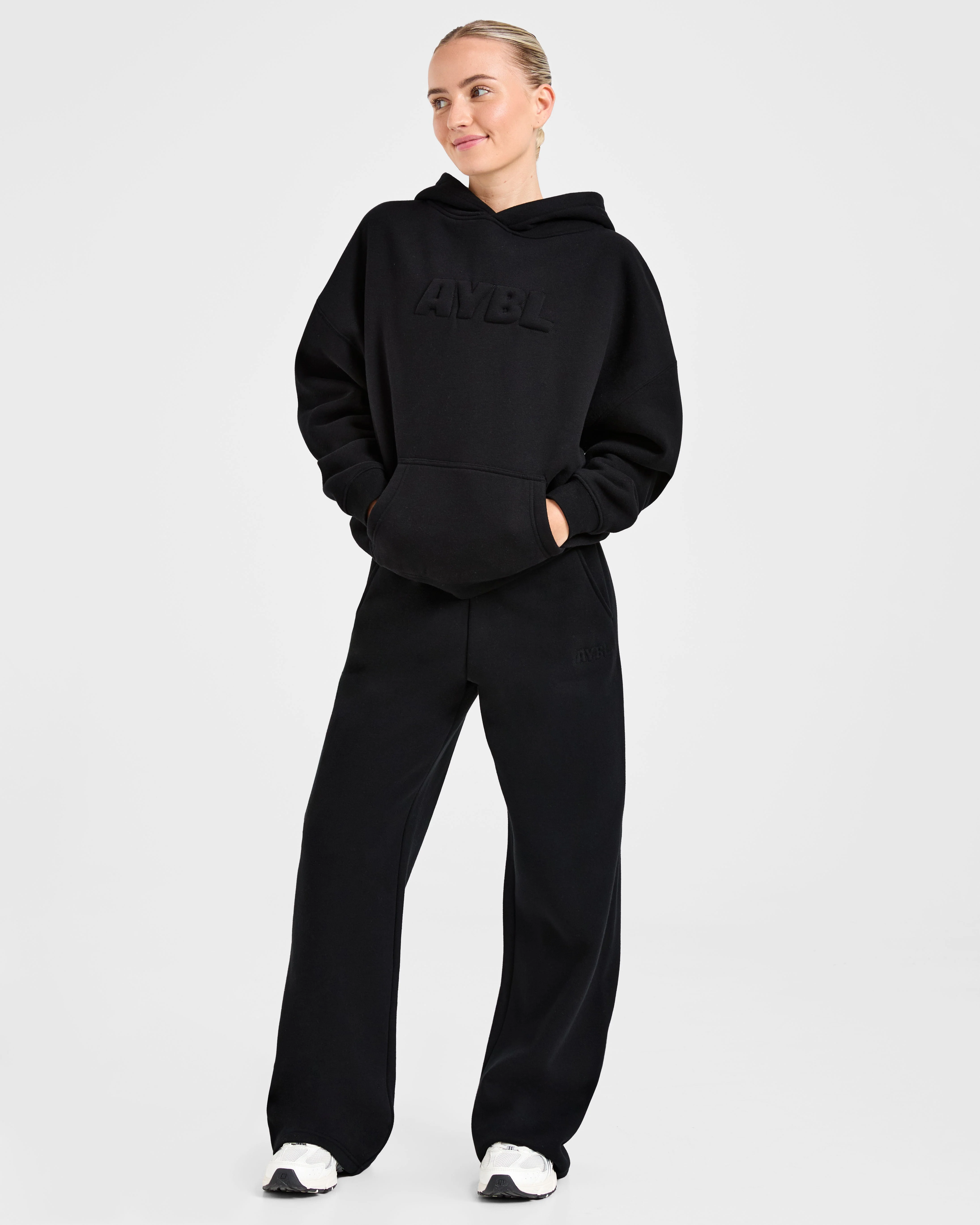 Classic Plush Oversized Straight Leg Joggers - Black - Image 7