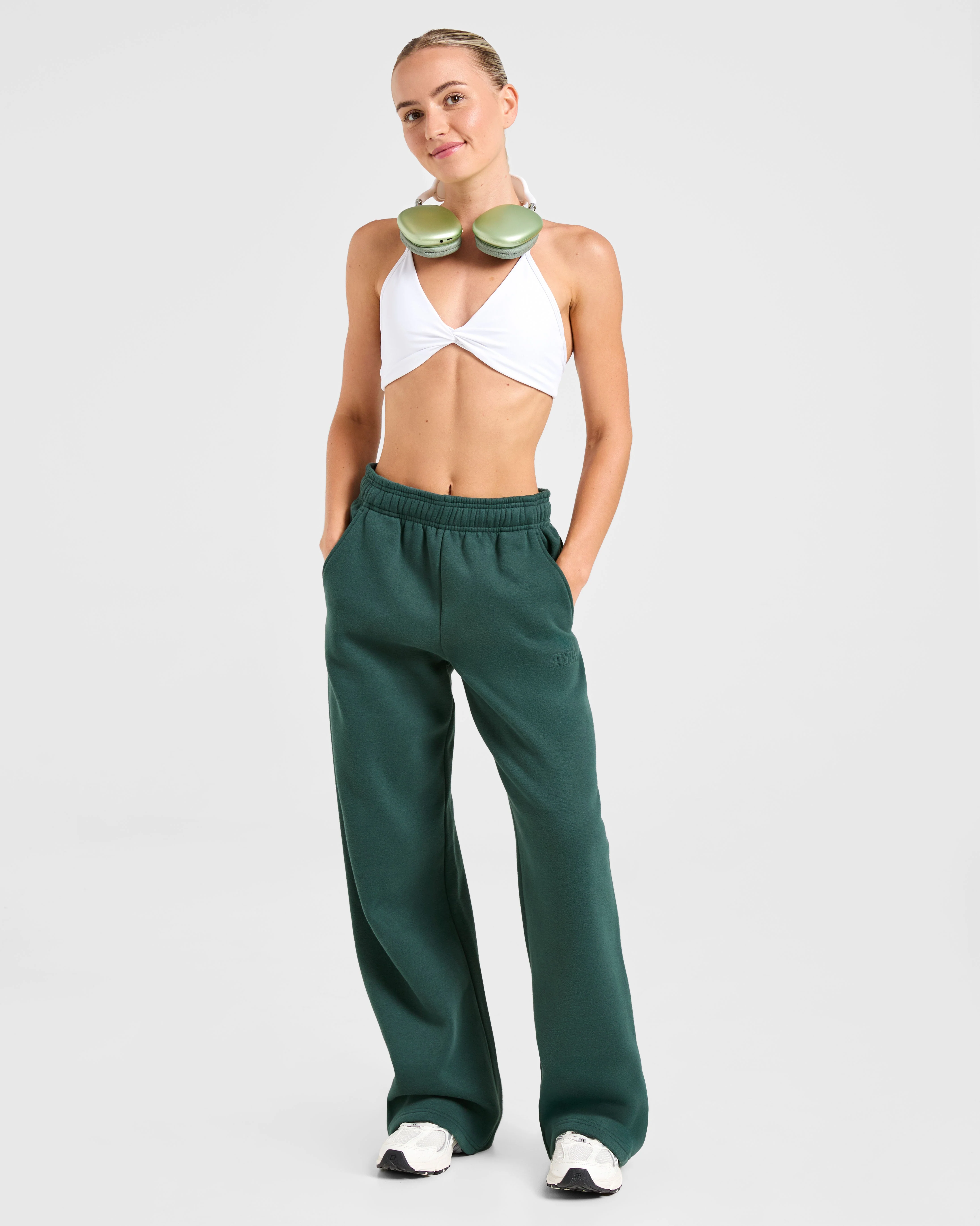 Classic Plush Oversized Straight Leg Joggers - Pine Green - Image 8