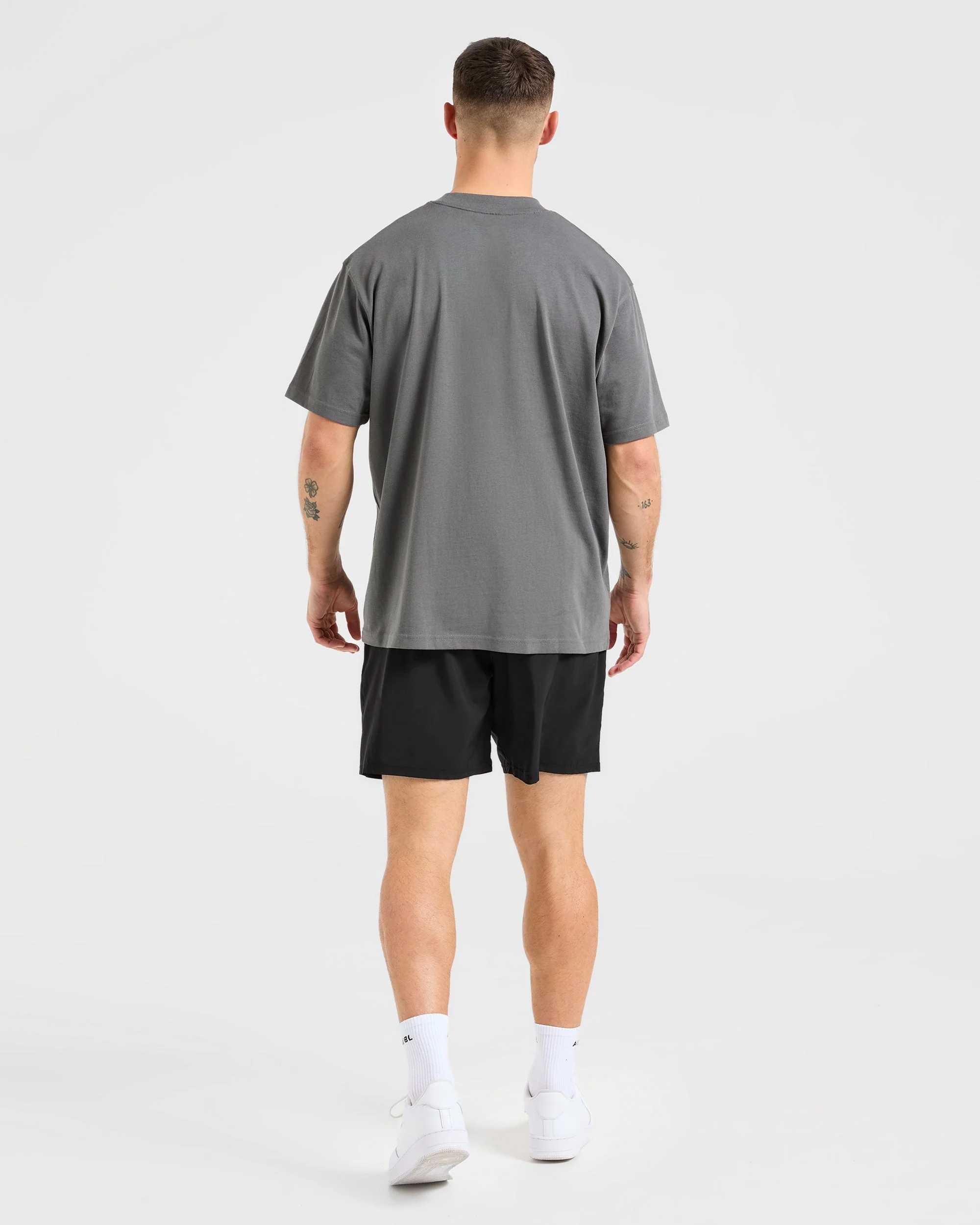 Core 7" Shorts - Black - Image 4