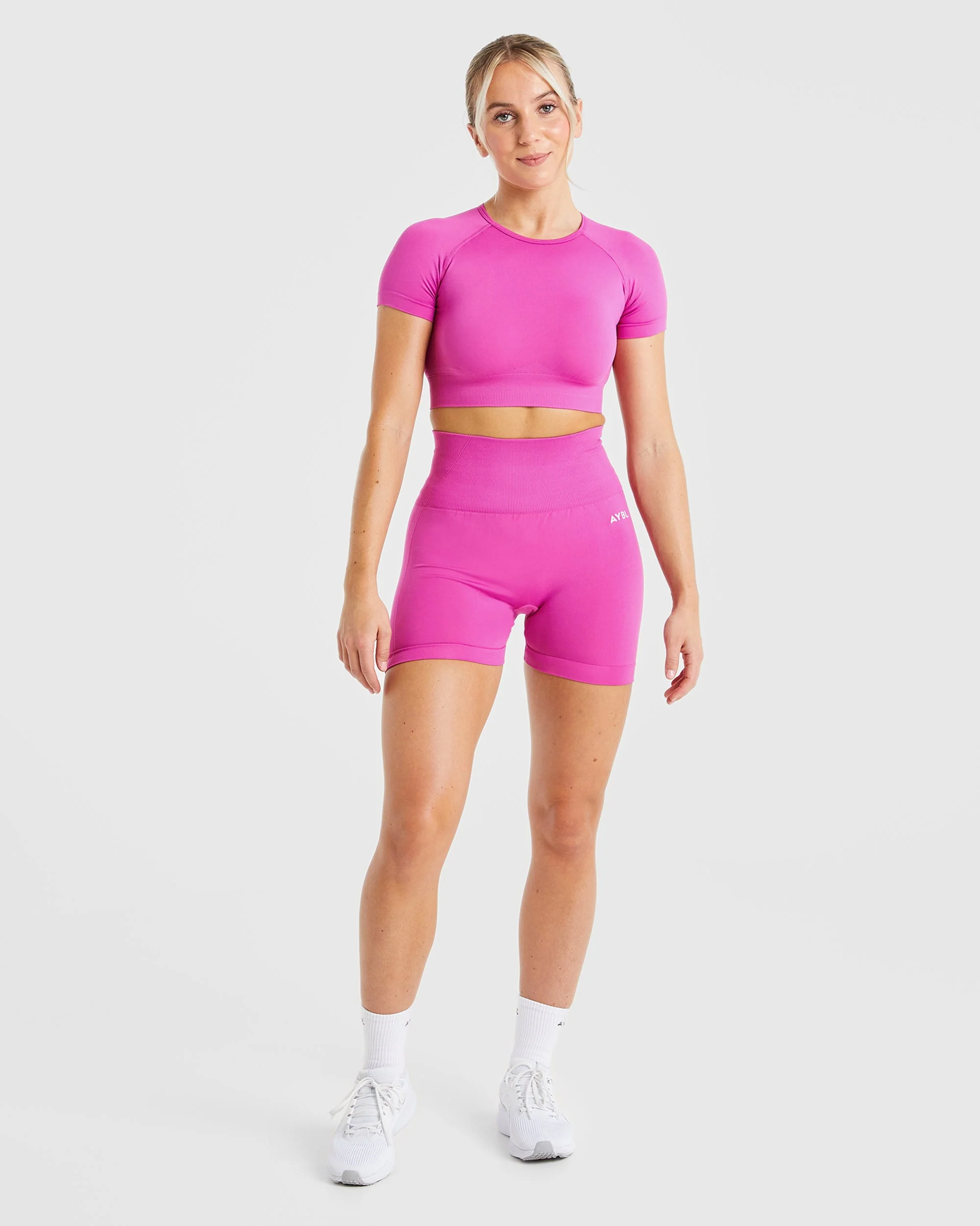 Empower Seamless Crop Top - Magenta - Image 3