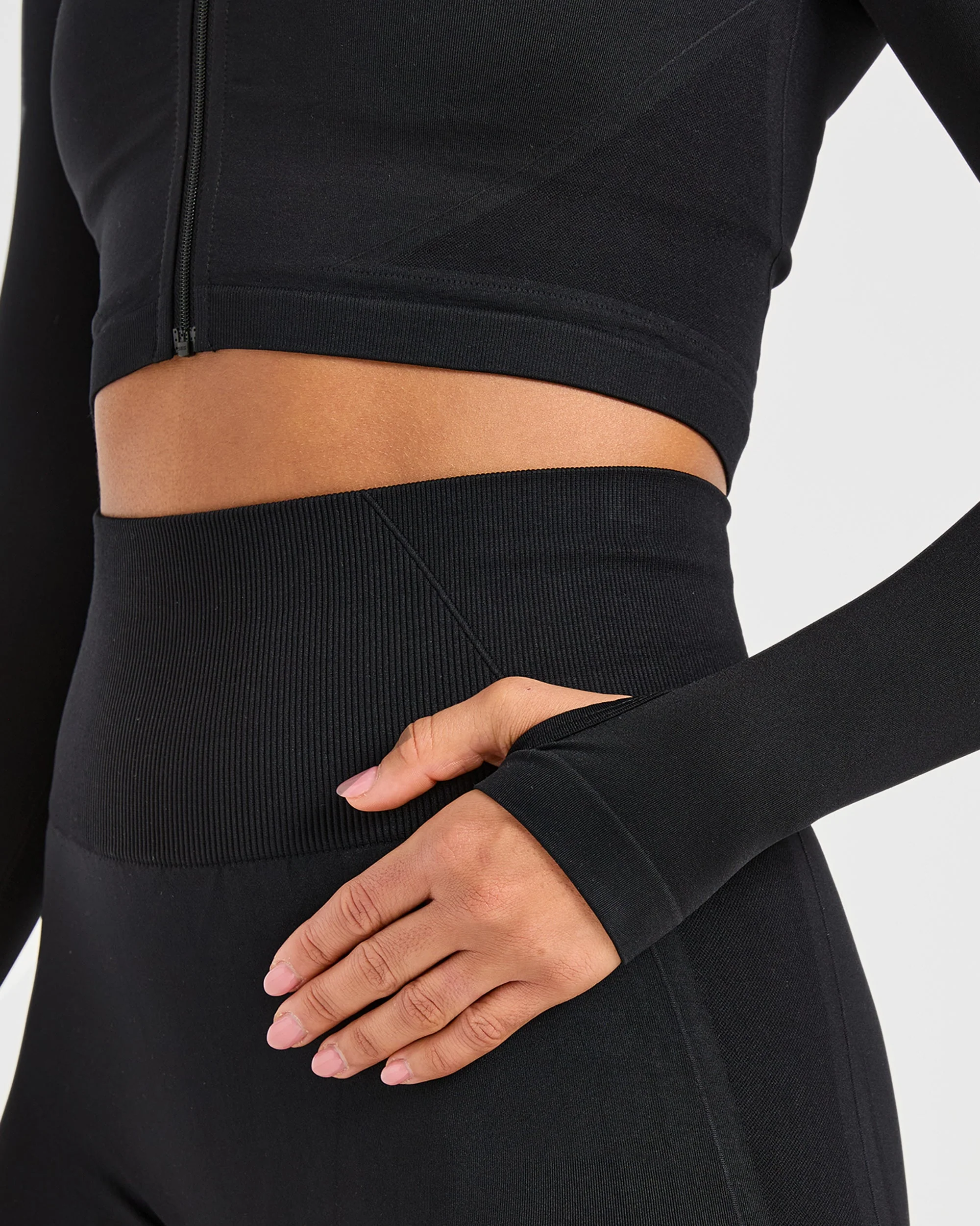 Empower Seamless Crop Zip Jacket - Black - Image 5