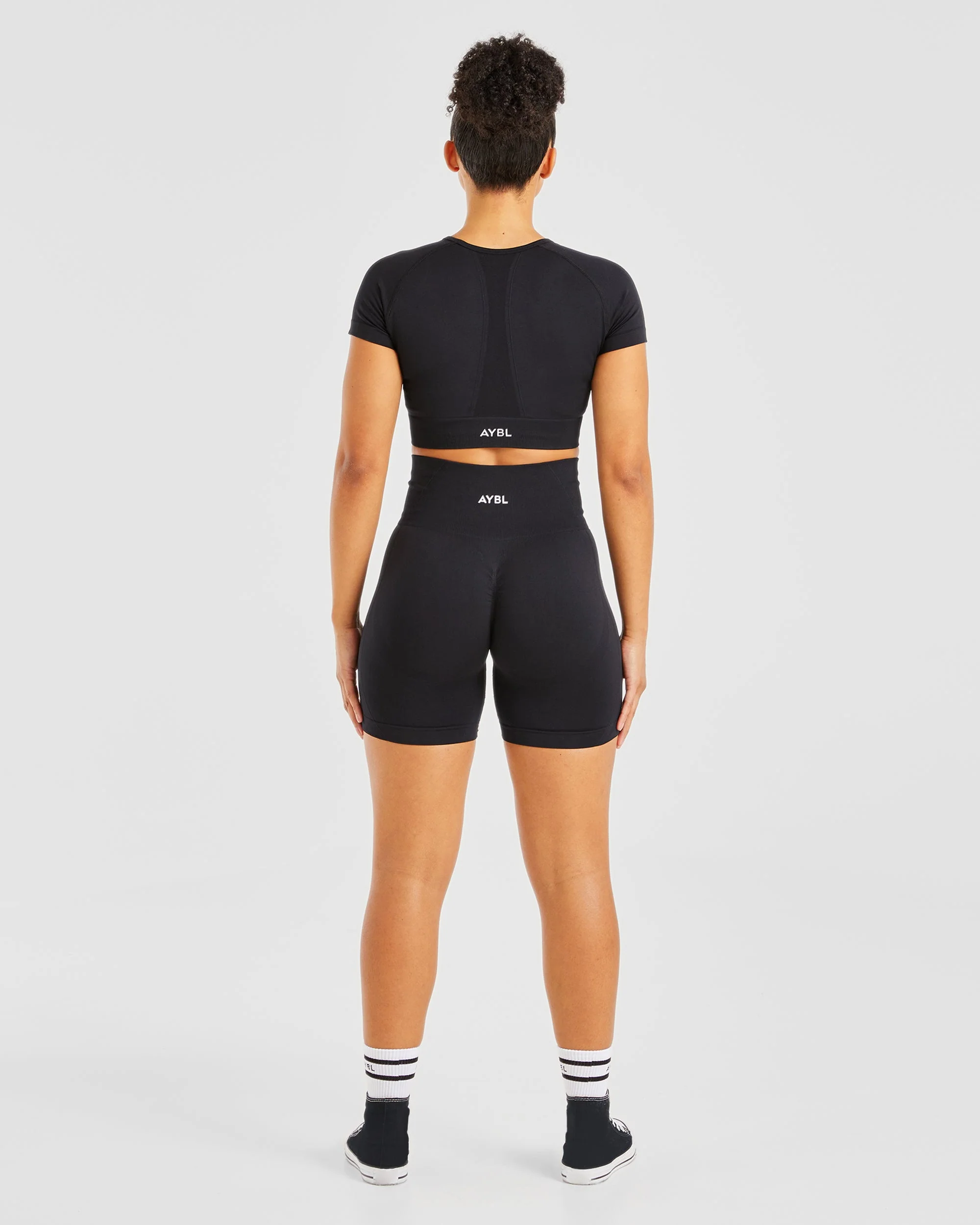 Empower Seamless Cycling Shorts - Black - Image 4