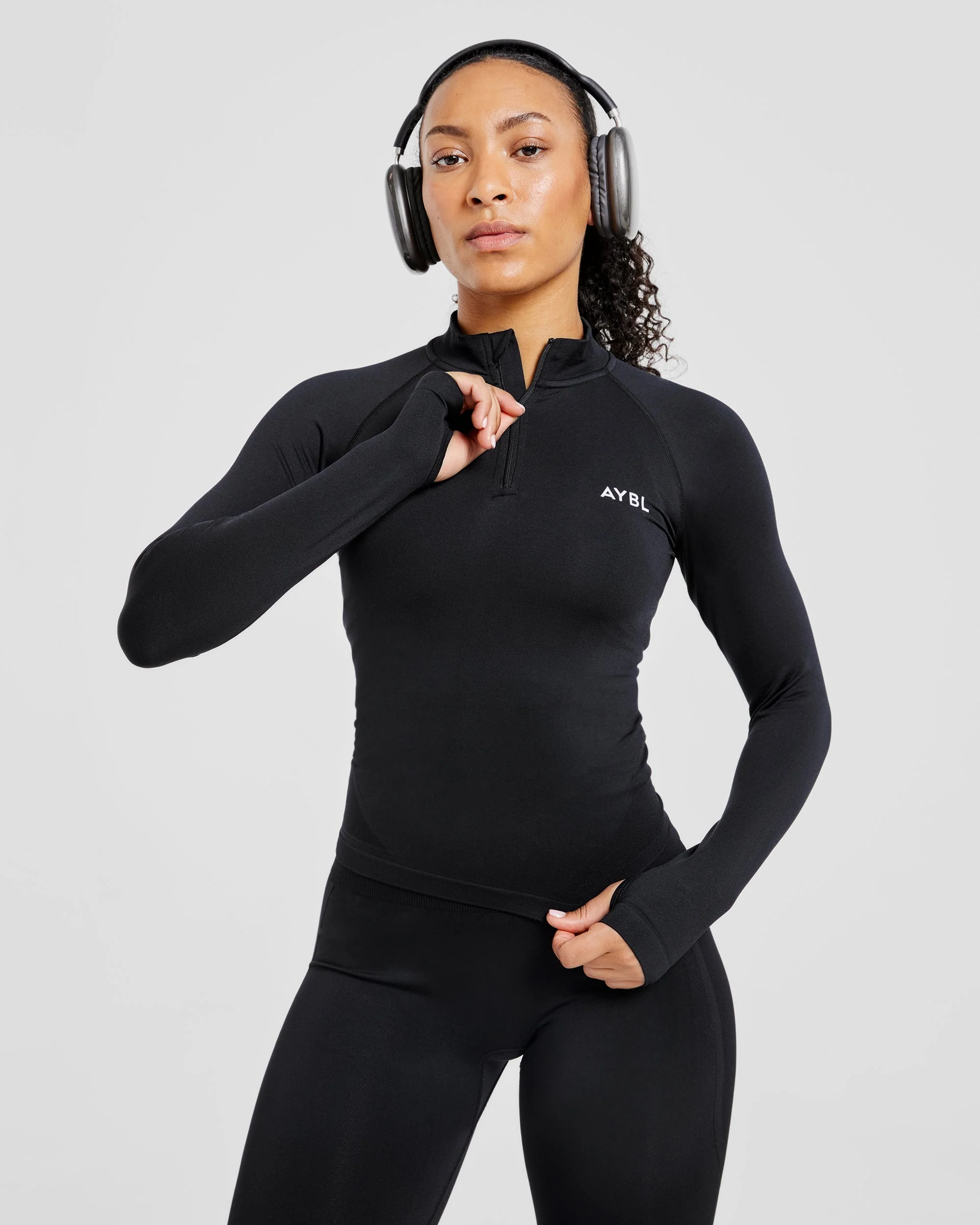 Empower Seamless 1/2 Zip Jacket - Black - Image 7