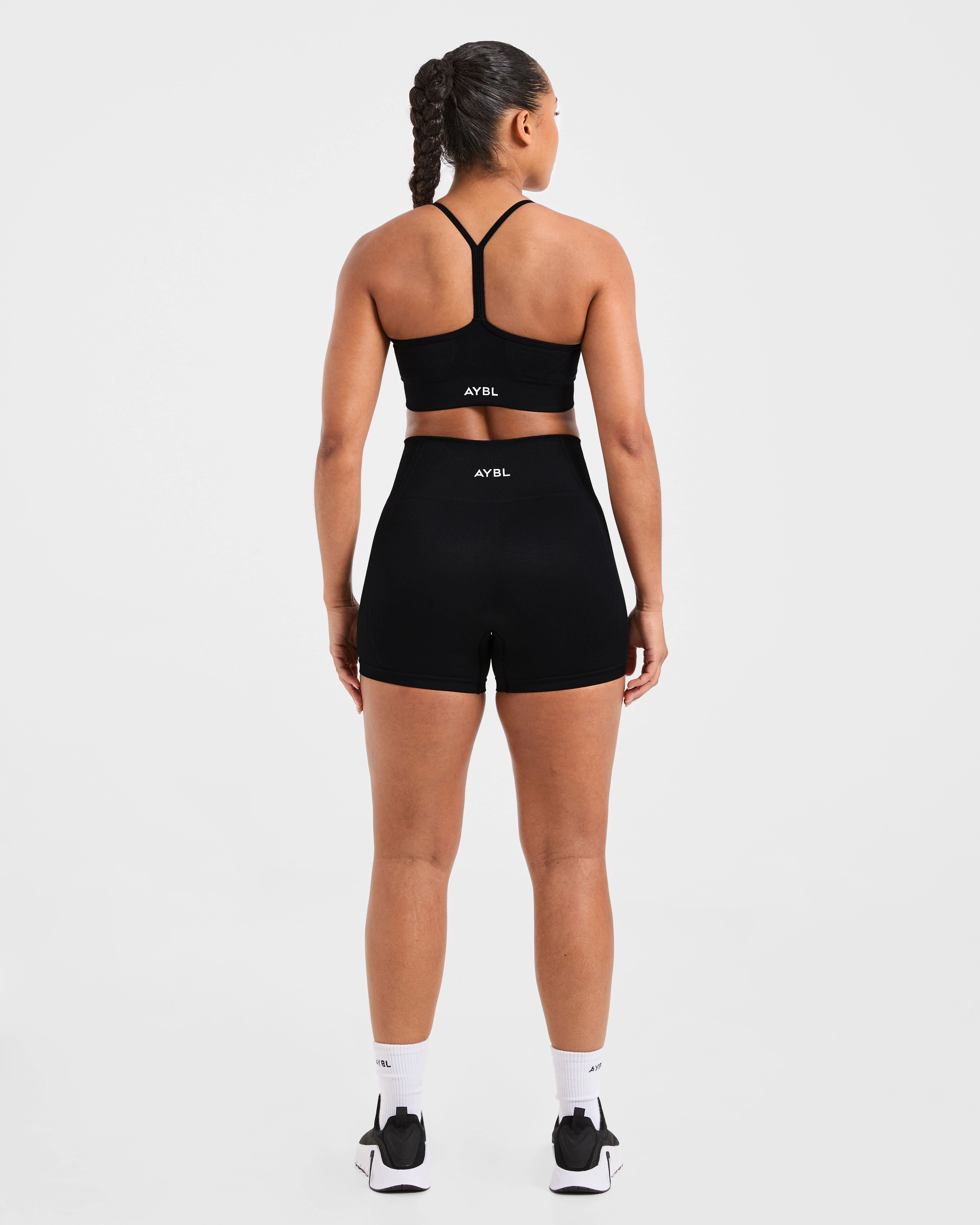 Empower Seamless Sports Bra - Black - Image 4