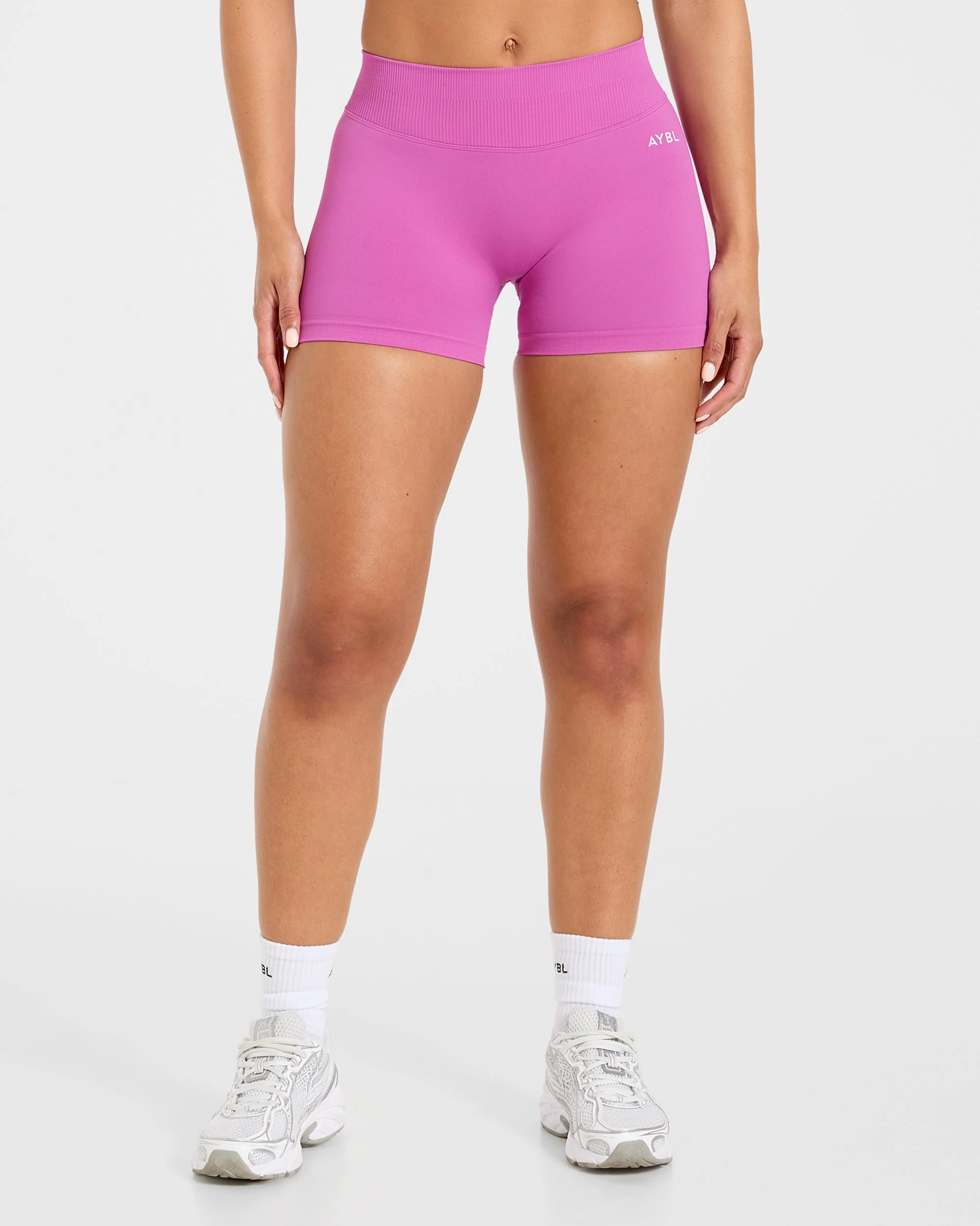 Enhance Seamless Shorts | 3.5" - Summer Violet - Image 2