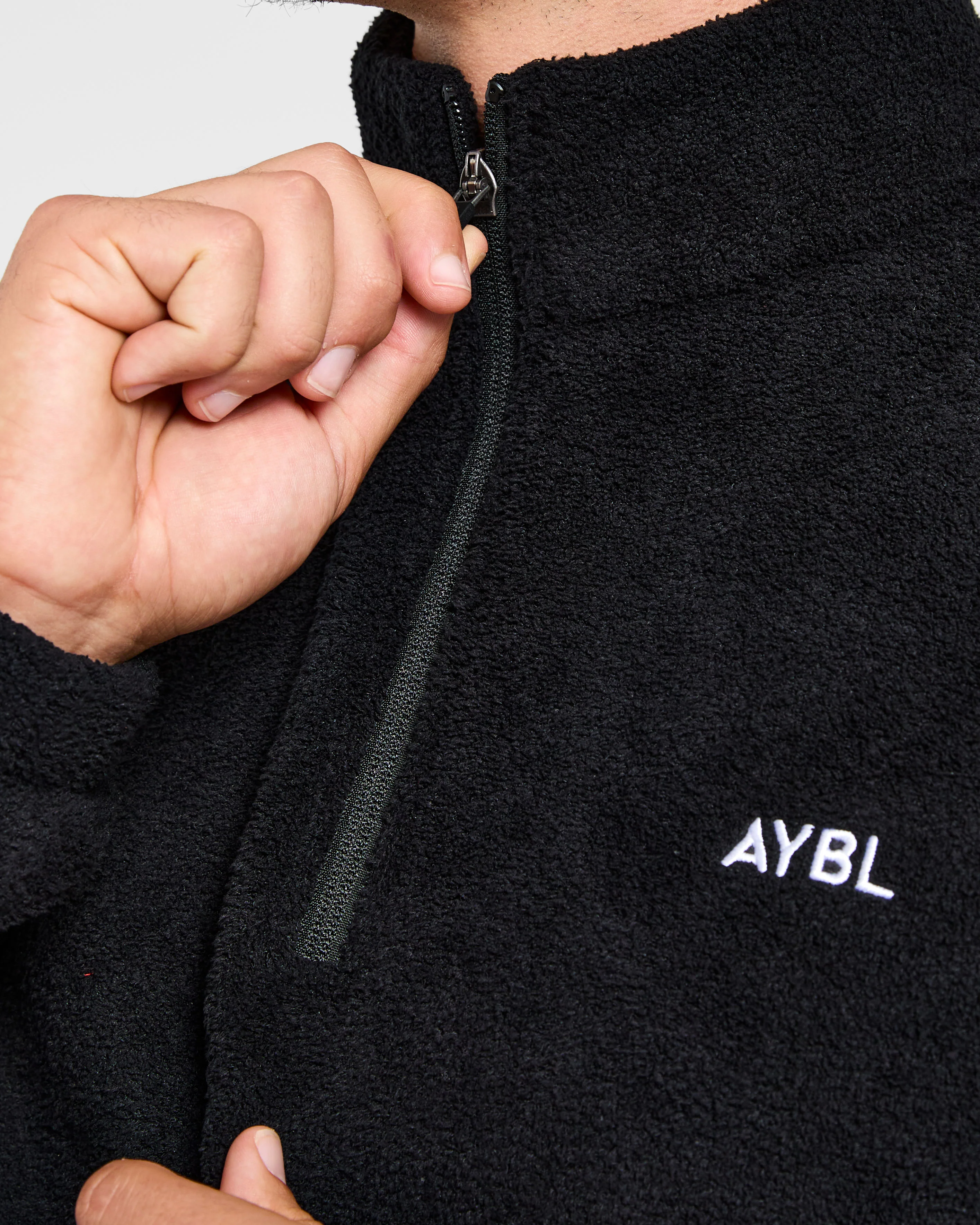 Essential 1/4 Zip Fleece - Black - Image 6