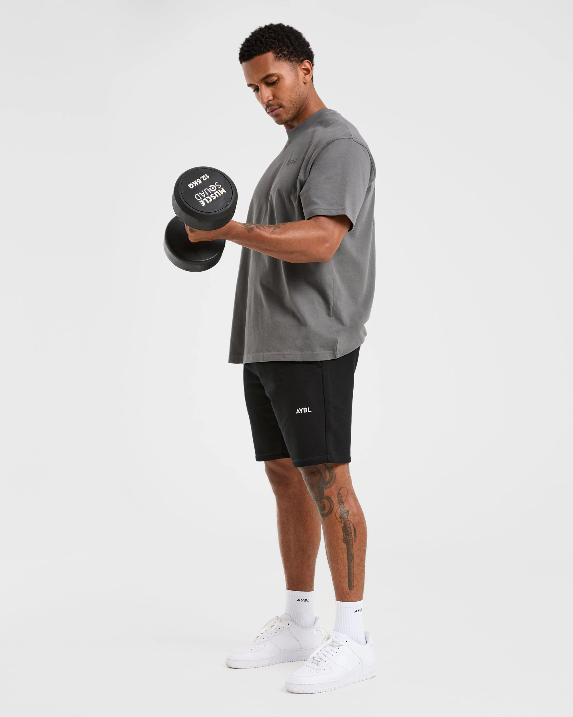 Essential Lightweight 7" Shorts - Black - Image 8