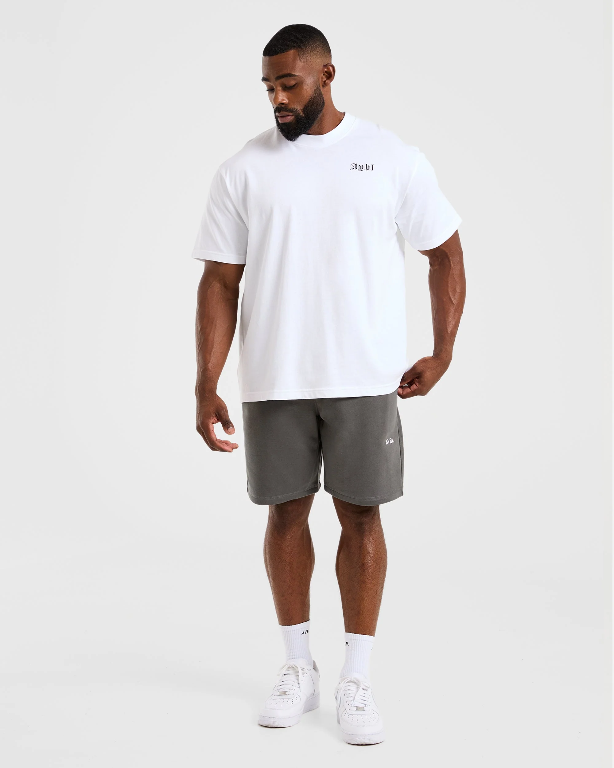 Essential Lightweight 7" Shorts - Charcoal - Image 3