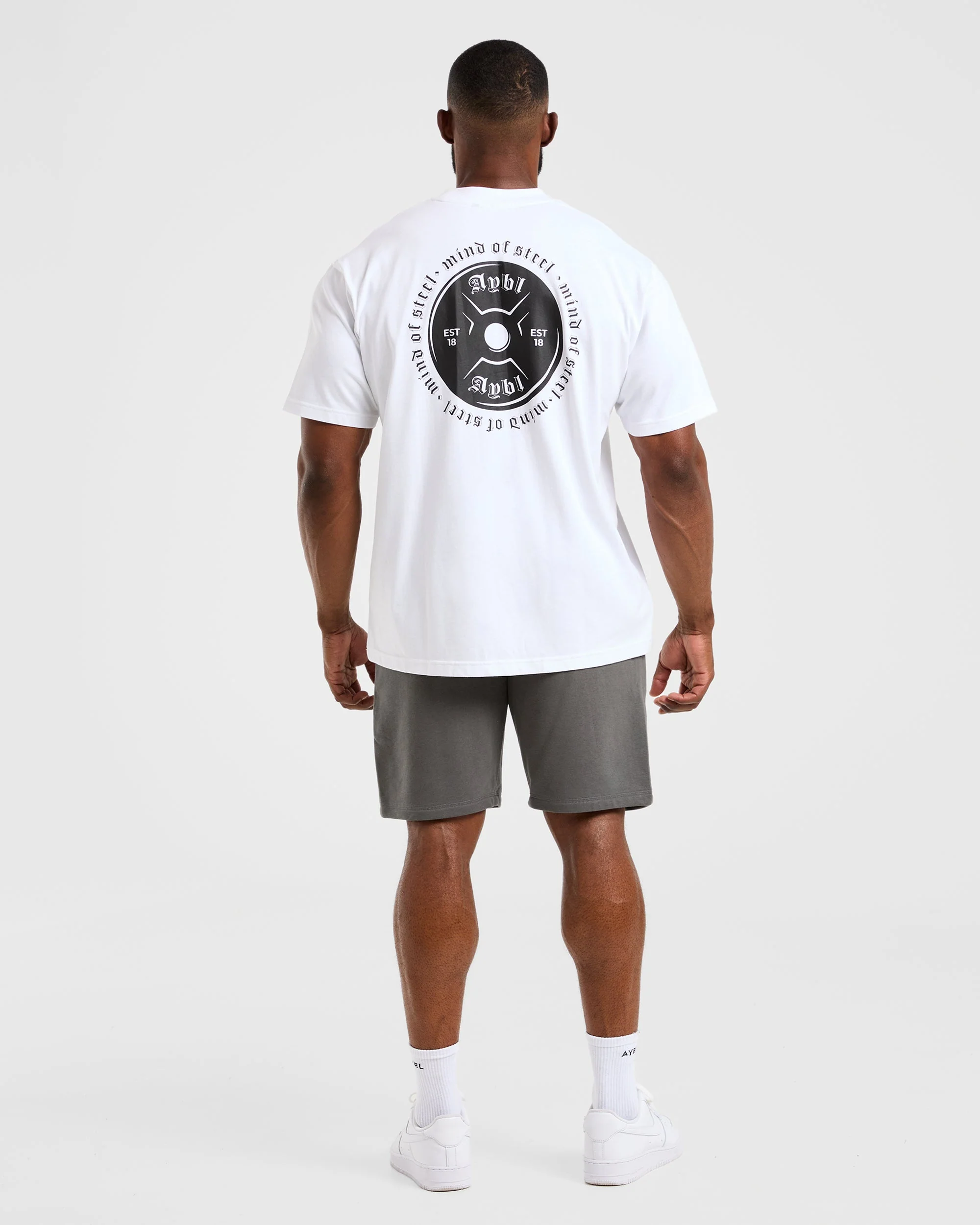 Essential Lightweight 7" Shorts - Charcoal - Image 4