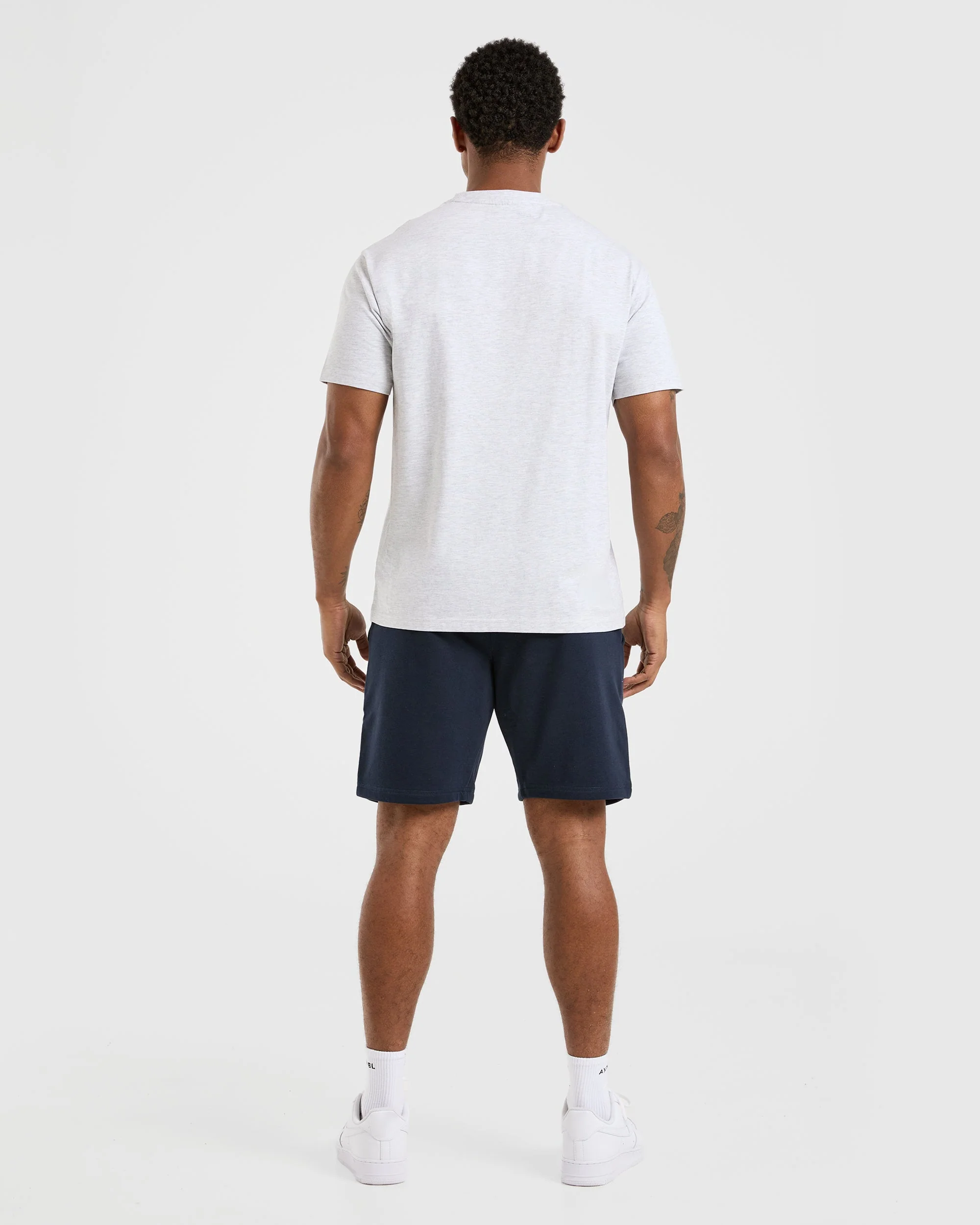 Essential Lightweight 7" Shorts - Navy - Image 4