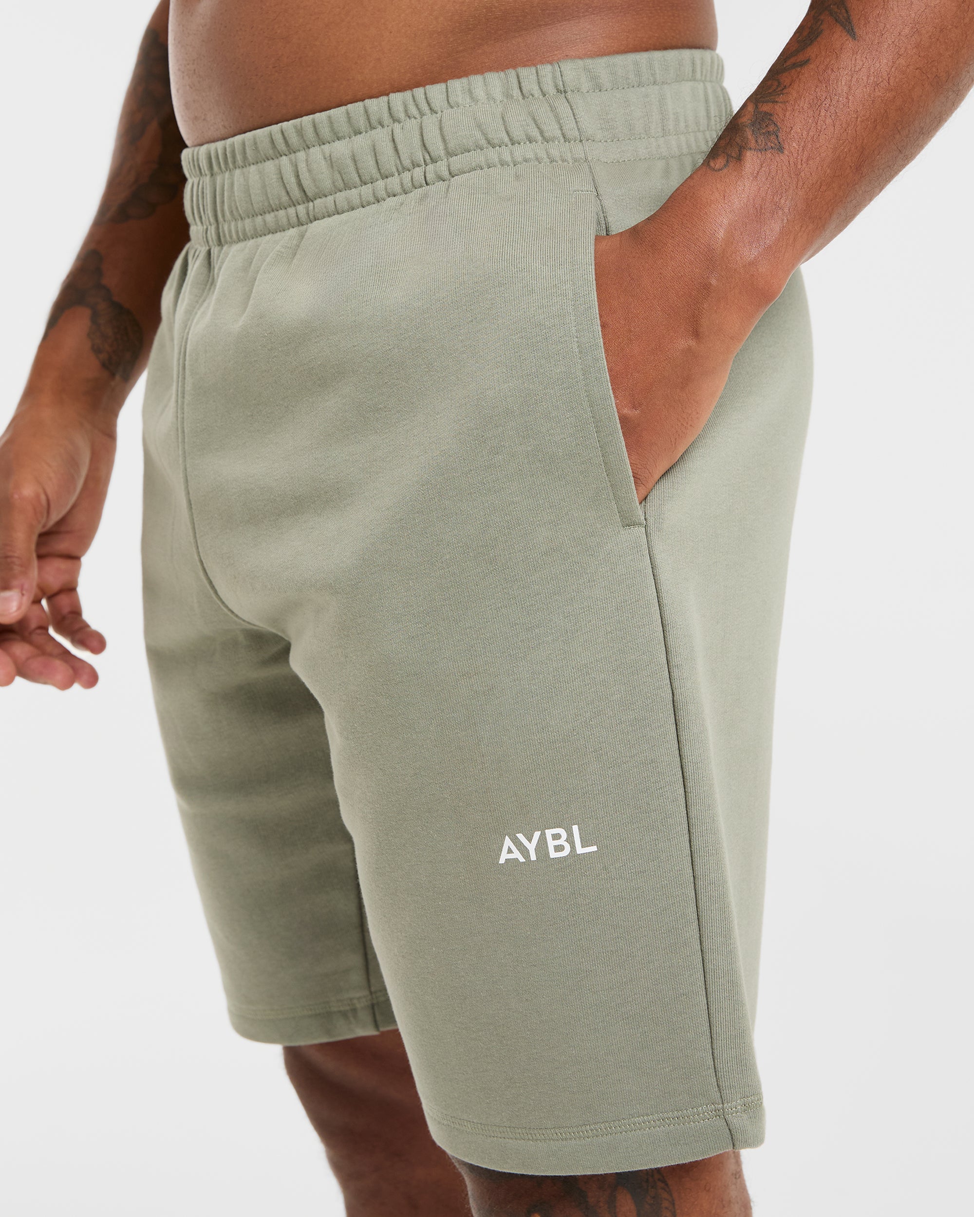 Essential Lightweight 7" Shorts - Washed Sage - Image 5
