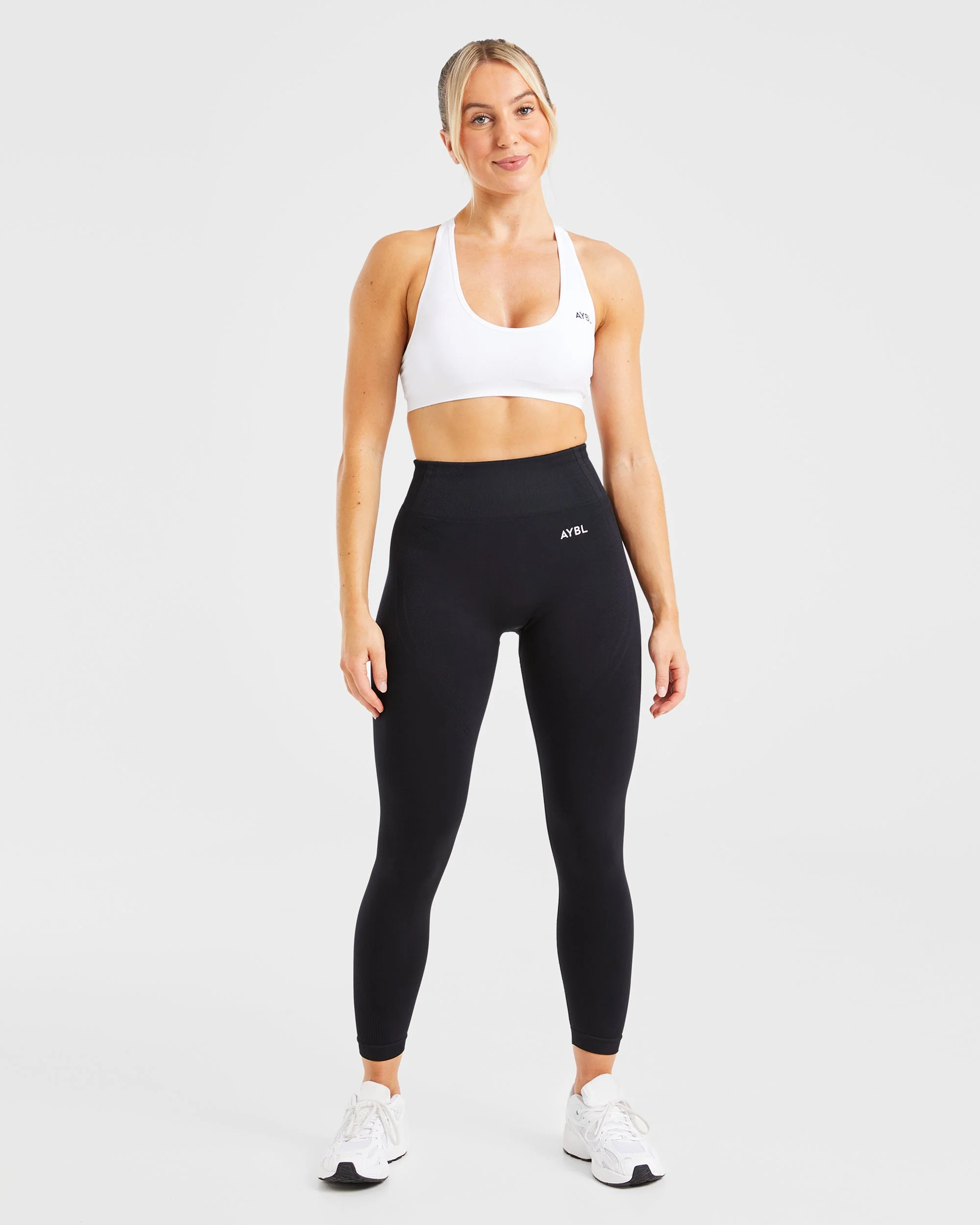 Essential Seamless Racer Back Sports Bra - White - Image 3