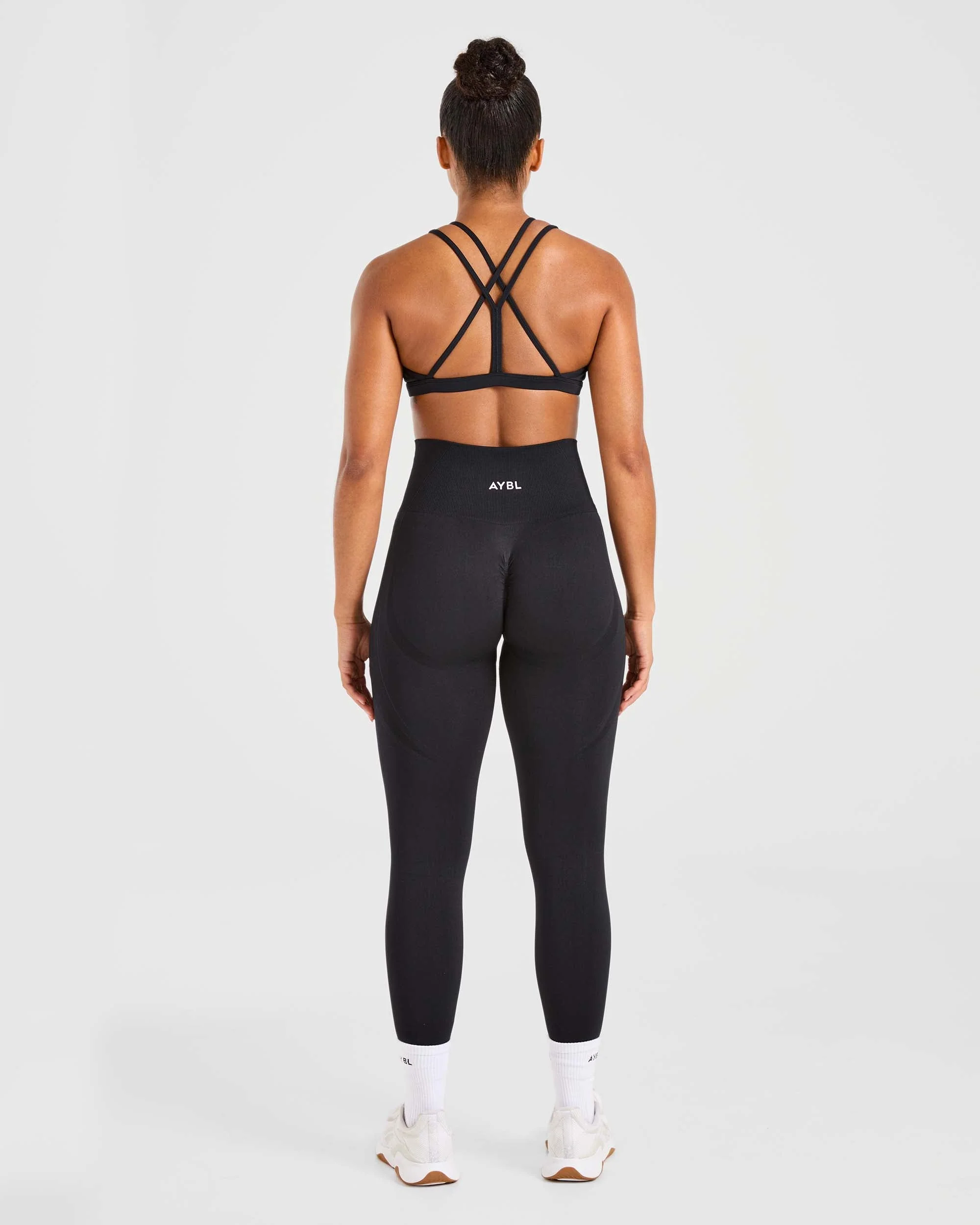 Essential Strappy Sports Bra - Black - Image 4