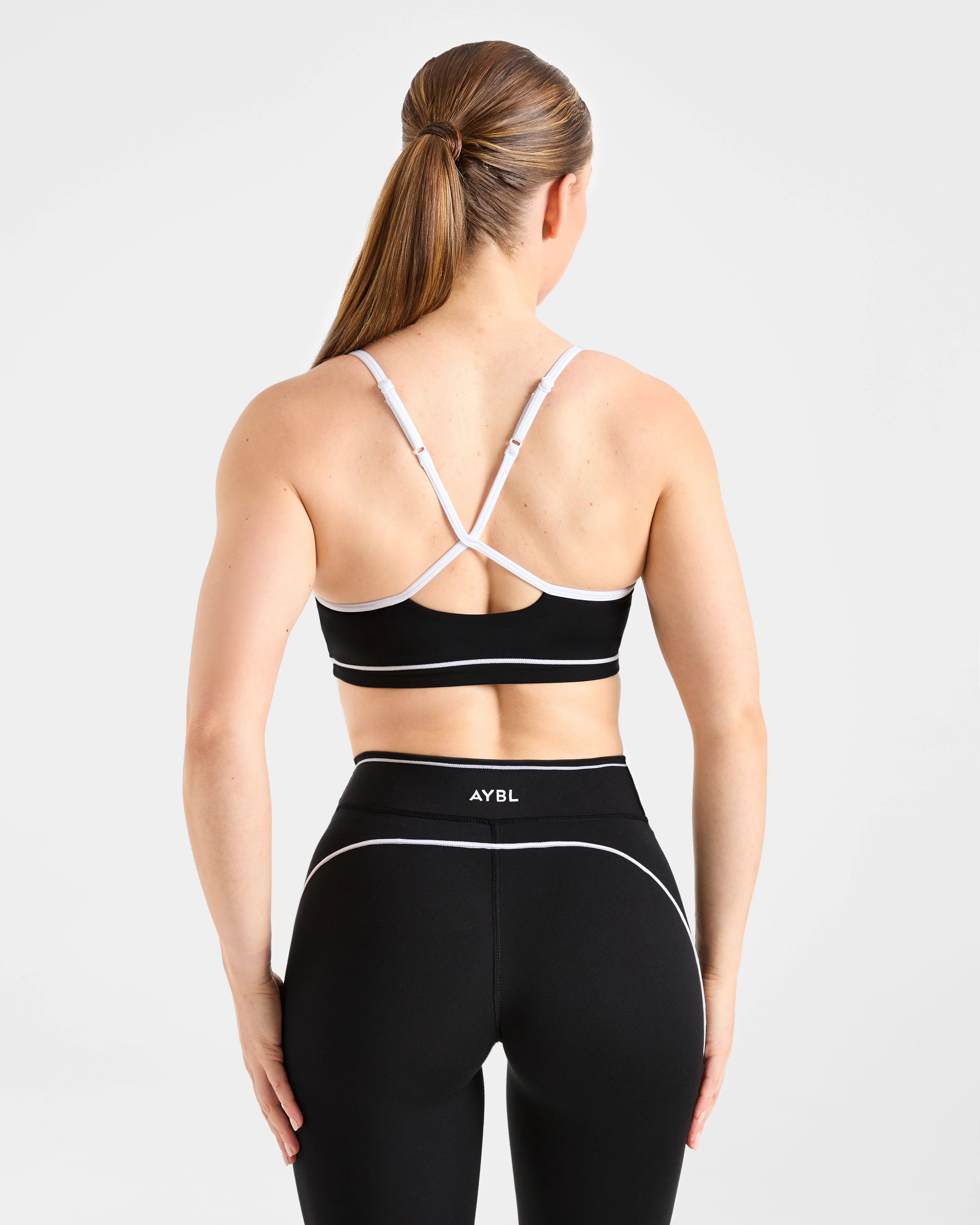 Form Sports Bra - Black - Image 2