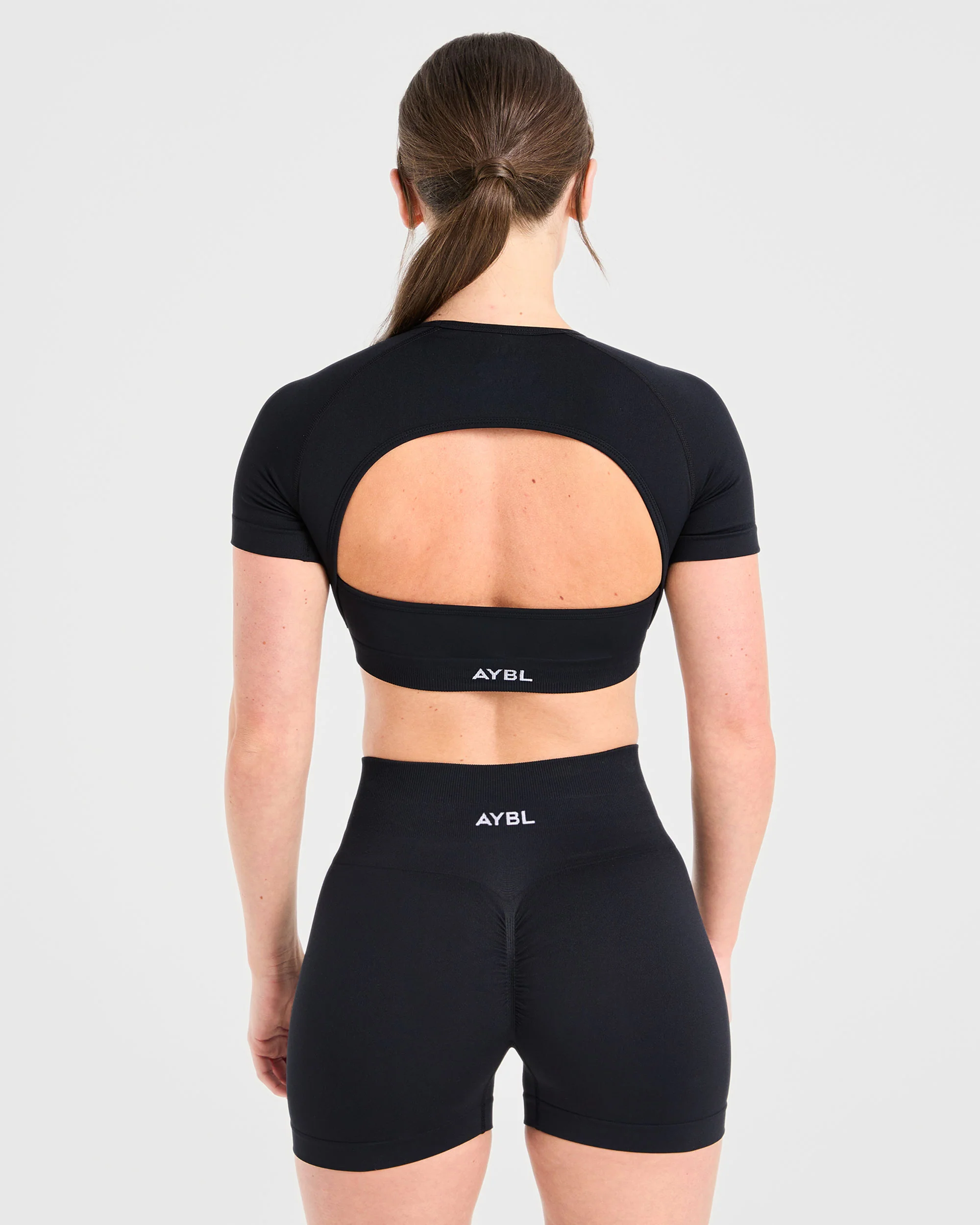 Power Seamless Crop Top - Black - Image 2
