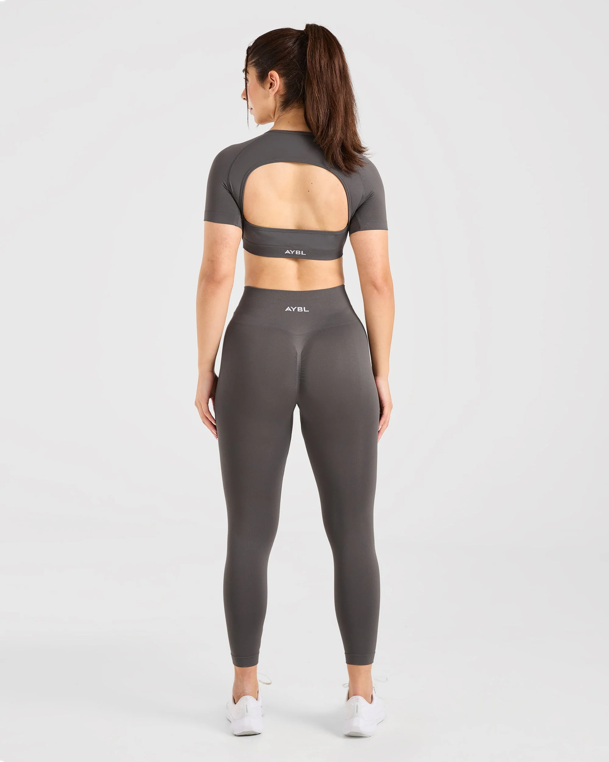 Power Seamless Crop Top - Charcoal - Image 4