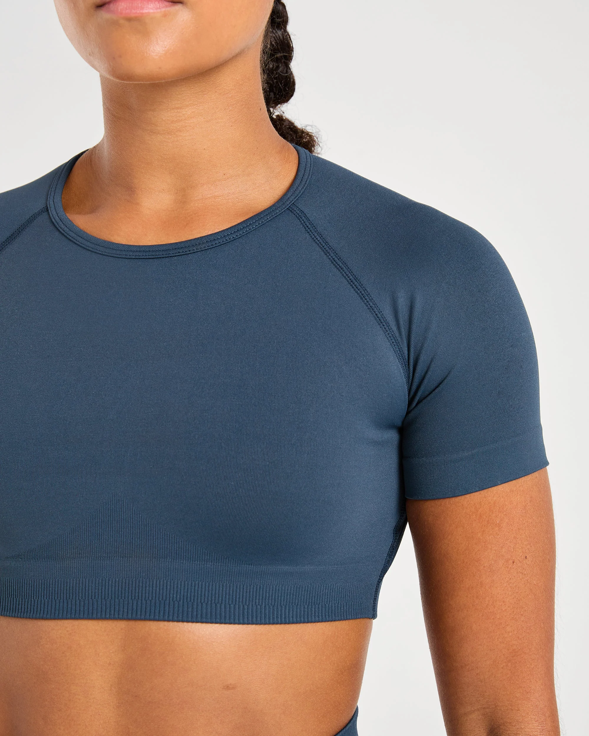 Power Seamless Crop Top - Ocean Teal - Image 6