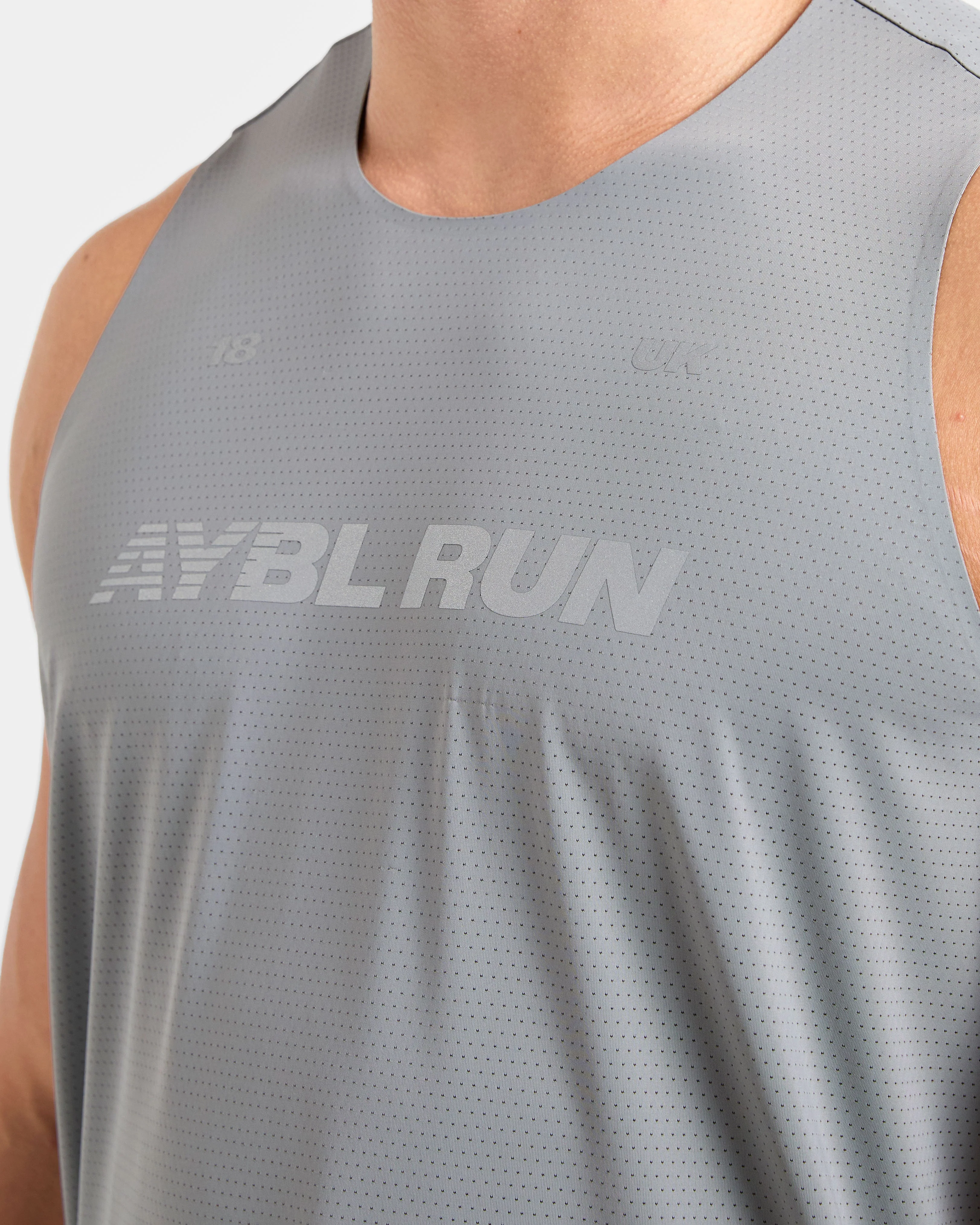 Run Loose Tank - Thunder Grey - Image 6